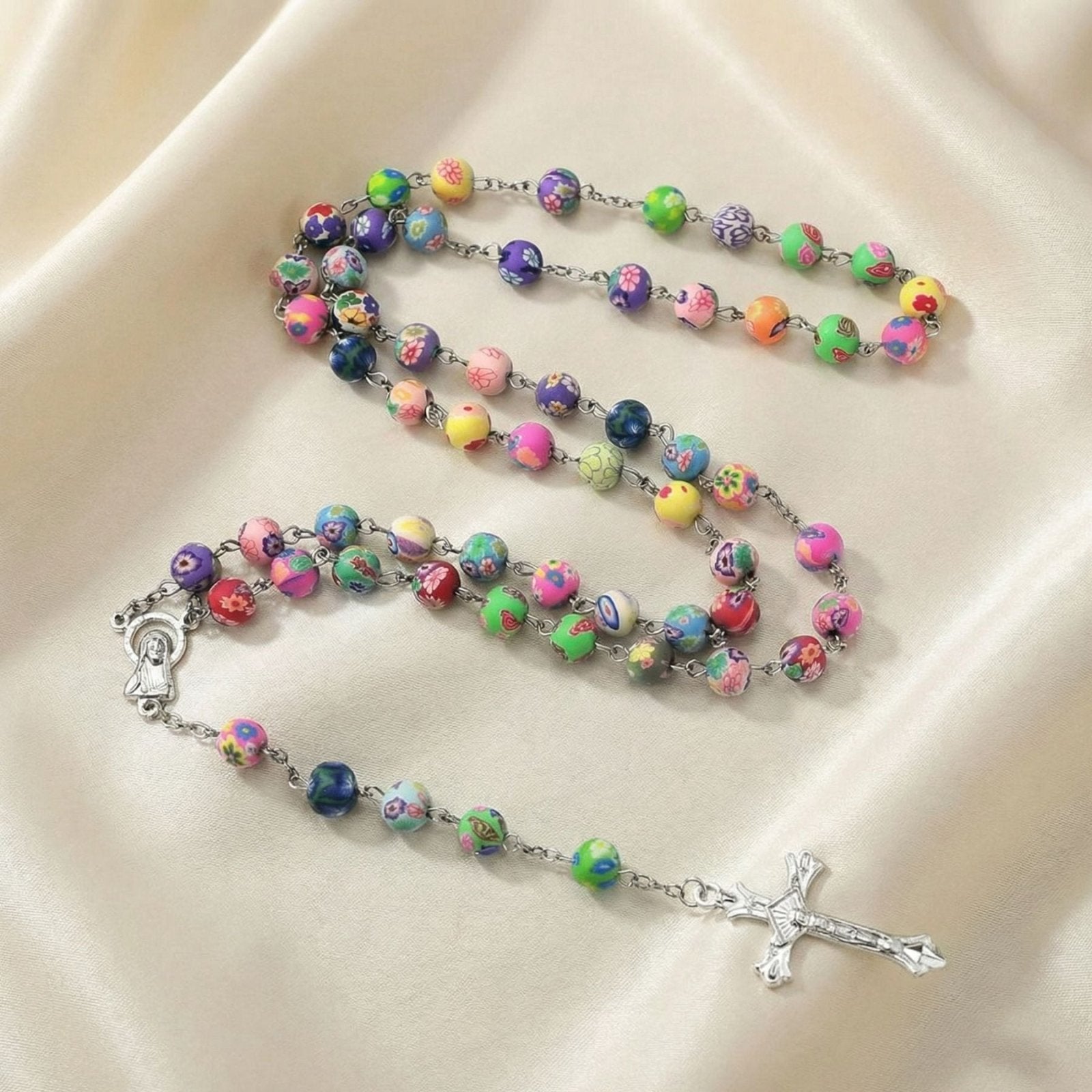 Chapelet collier multicolore, avec perle en argile polymère, en alliage métallique