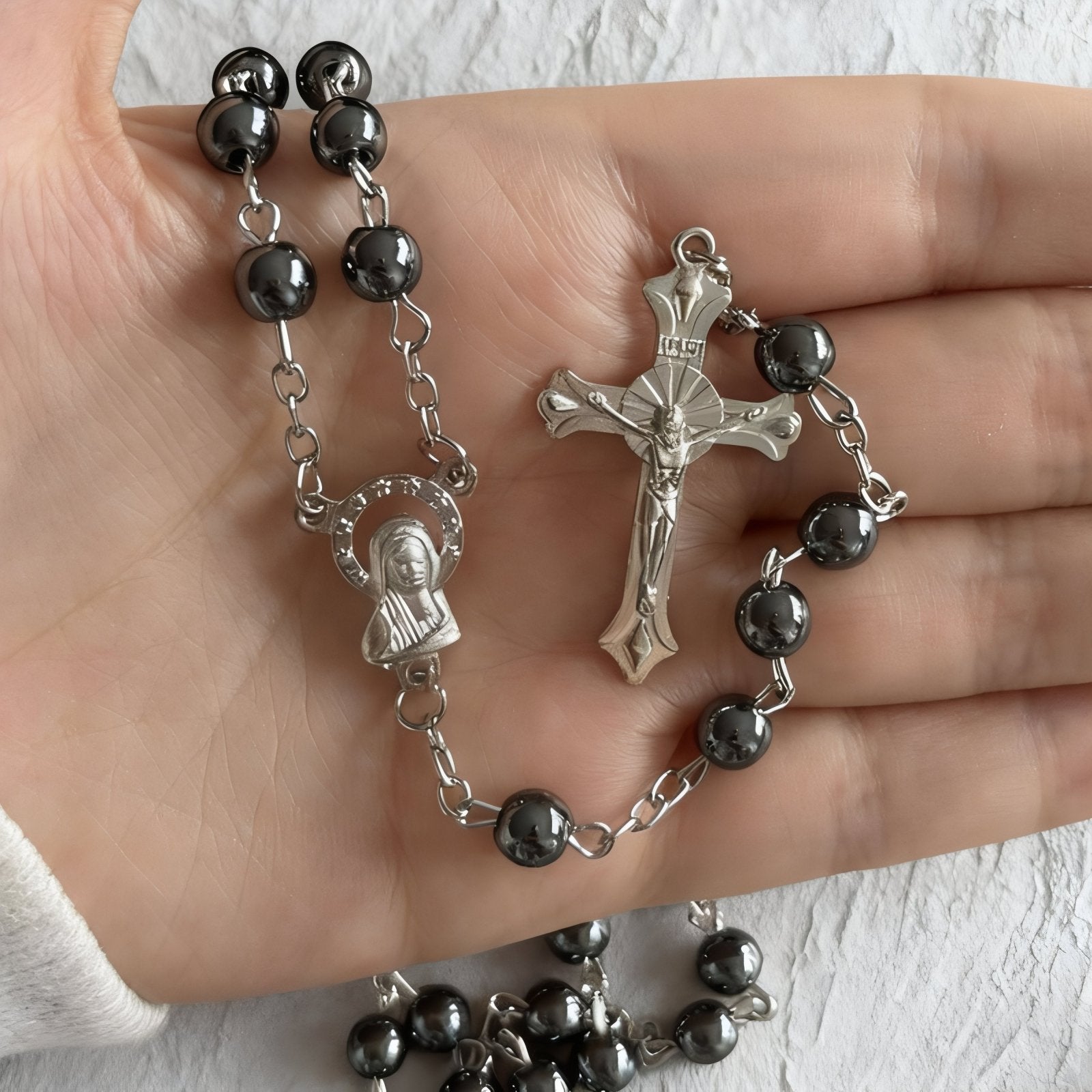 Chapelet Saint - Benoît pendentif croix et médailles religieuses, avec pierre naturelle d'hématite, en alliage métallique