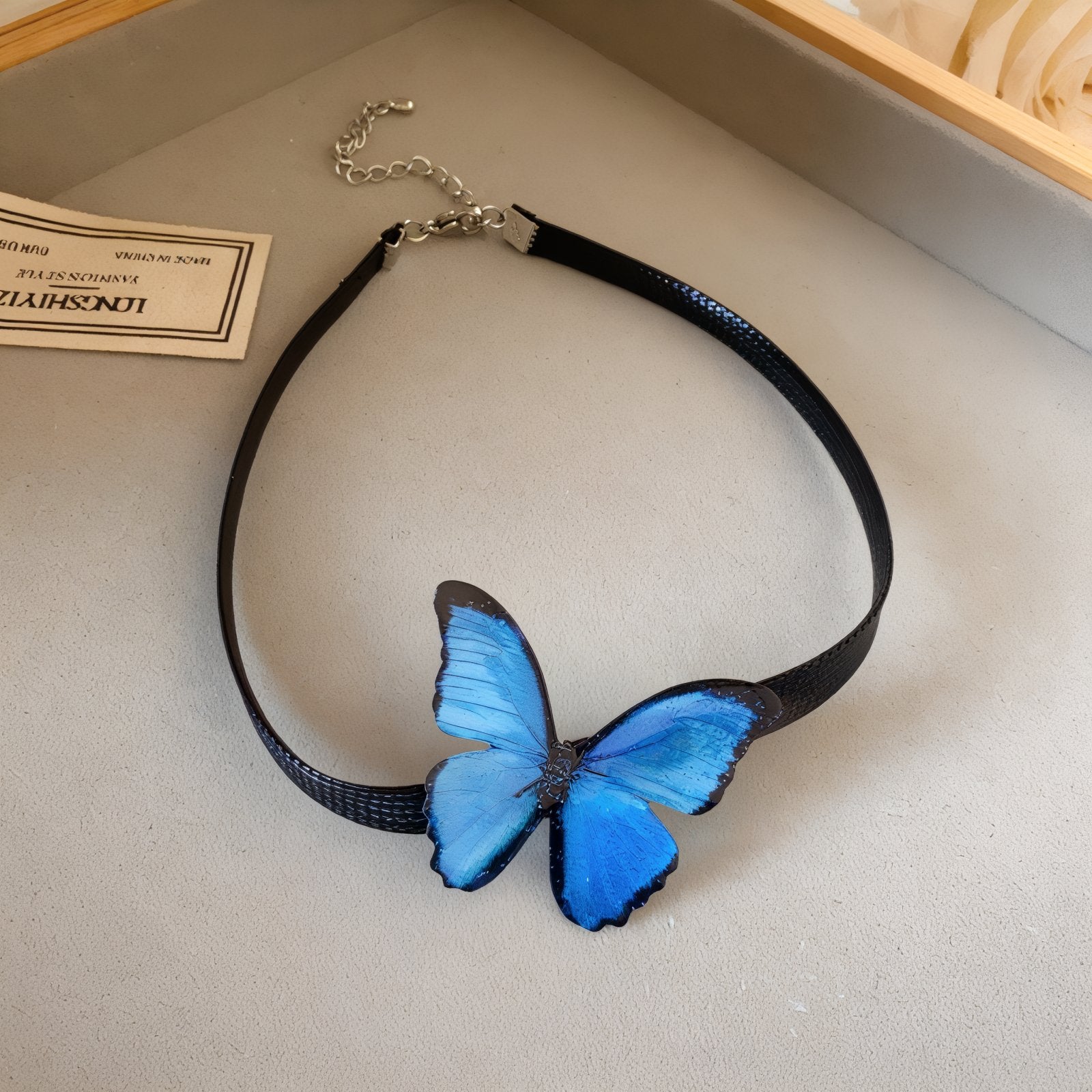 Choker papillon bleu, ruban noir, collier ras - de - cou fantaisie, modèle Mariposa