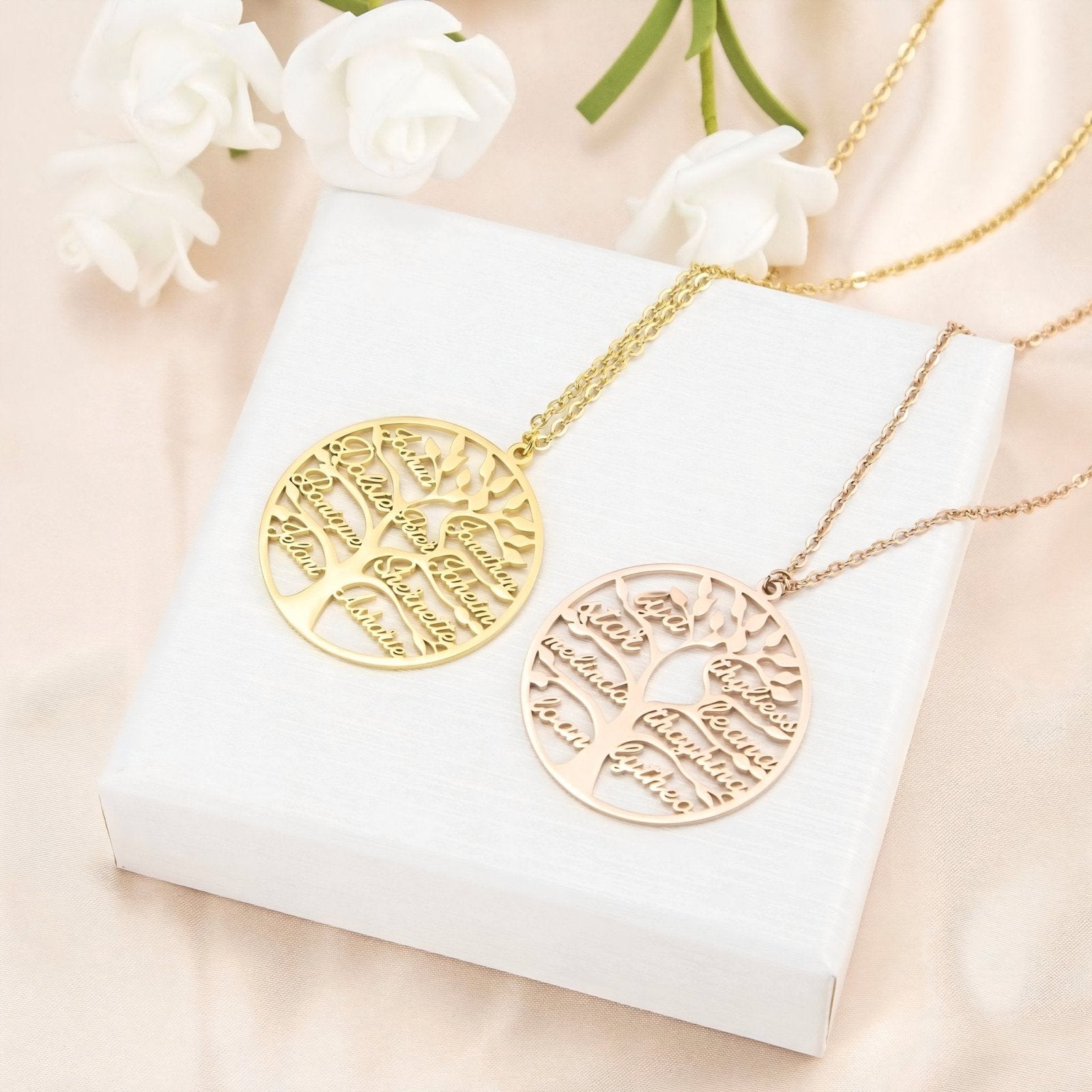 Collier arbre de vie familial, personnalisable avec prénoms, en acier inoxydable, modèle Oriane