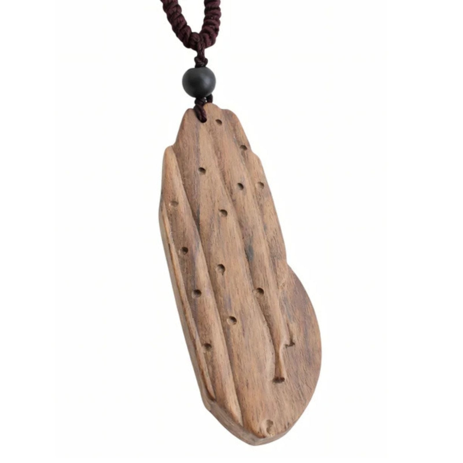 Collier artisanal en bois naturel sculpté, avec pendentif fait main, style bohème