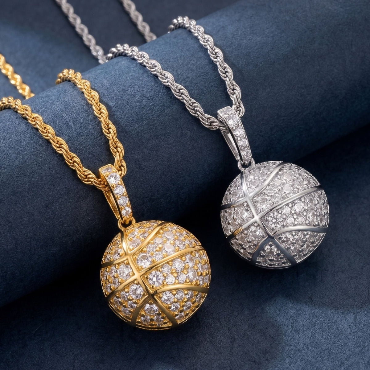 Collier basketball hip-hop pour homme, en cuivre serti de zircons, pendentif ballon scintillant et chaîne torsadée