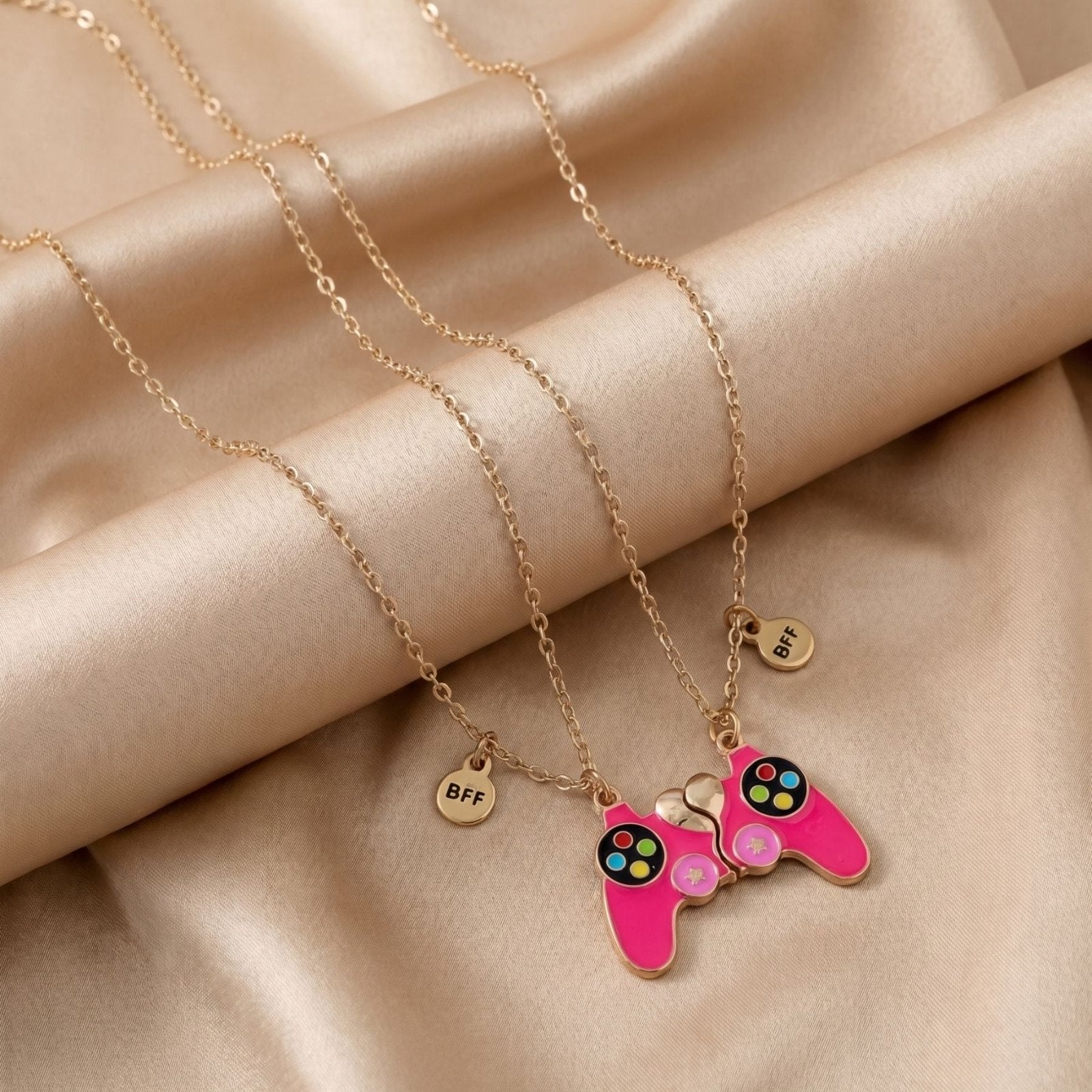 Collier BFF magnétique, pendentif manette gaming rose, en alliage et résine