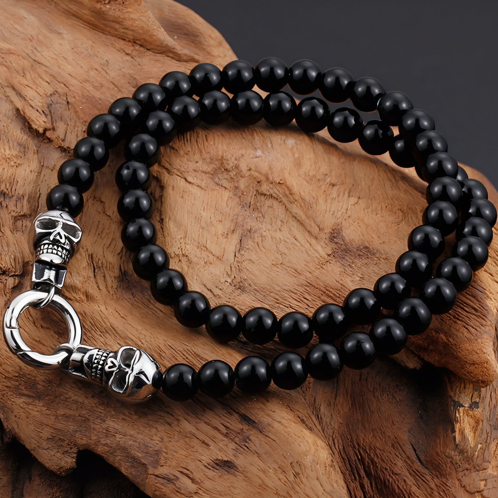 Collier biker pour homme avec perles de verre, fermoir anneau avec têtes de mort, en acier inoxydable