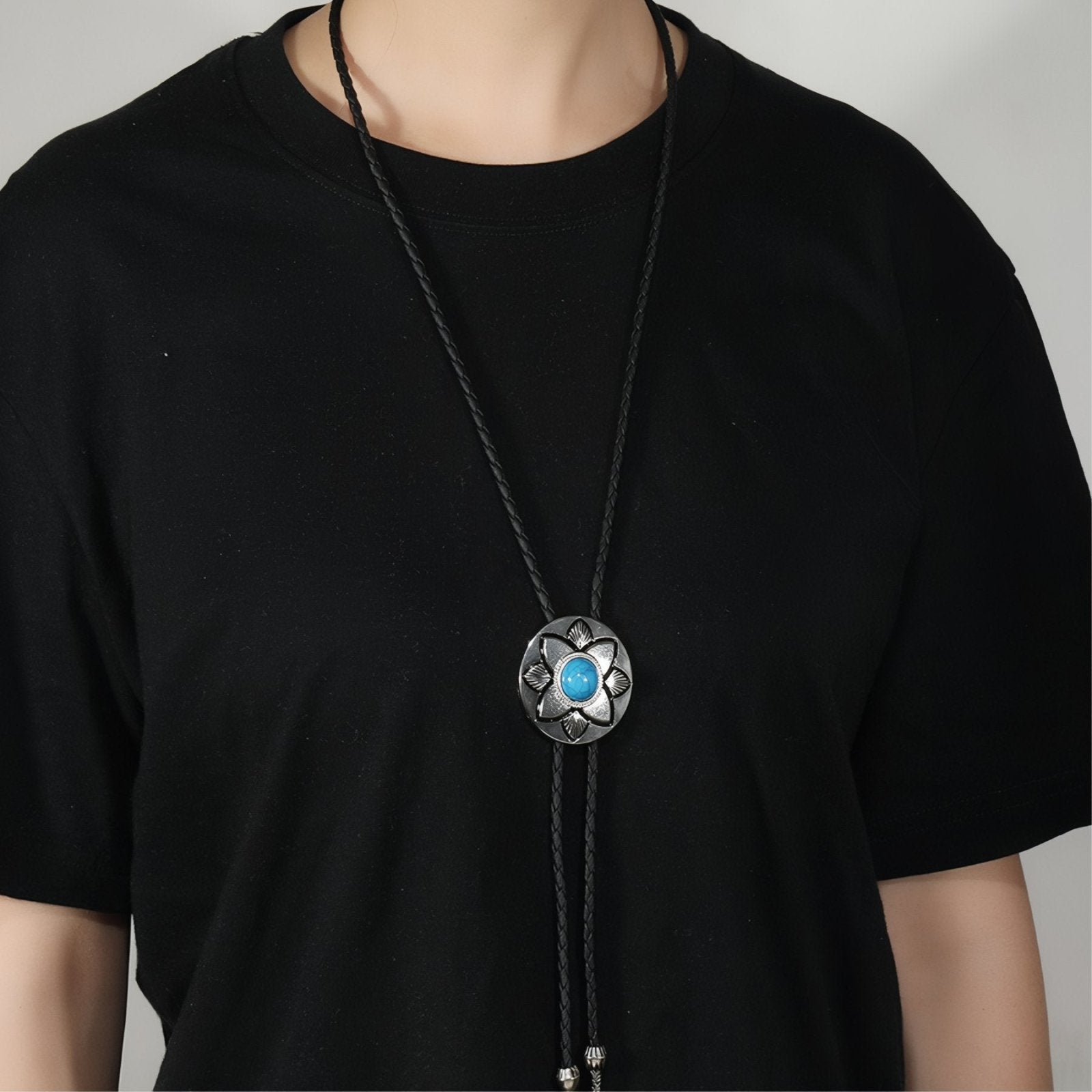 Collier bolo tie unisexe, médaillon rond floral et pierre turquoise ou noire, style western vintage