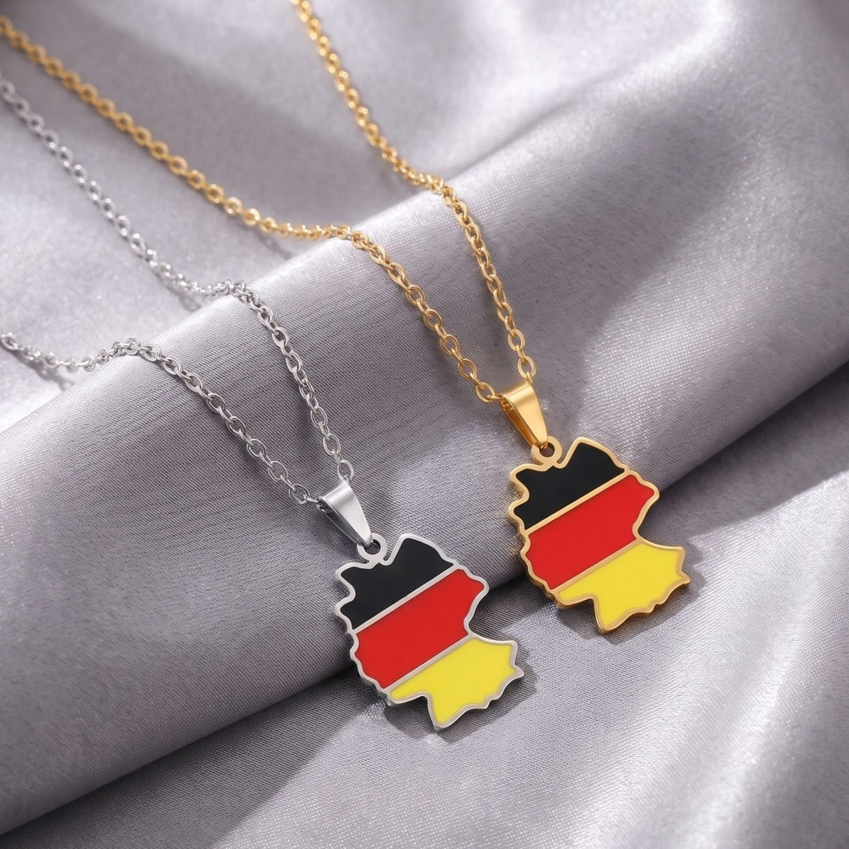 Collier carte d’Allemagne unisexe, en acier inoxydable, pendentif émaillé aux couleurs du drapeau allemand