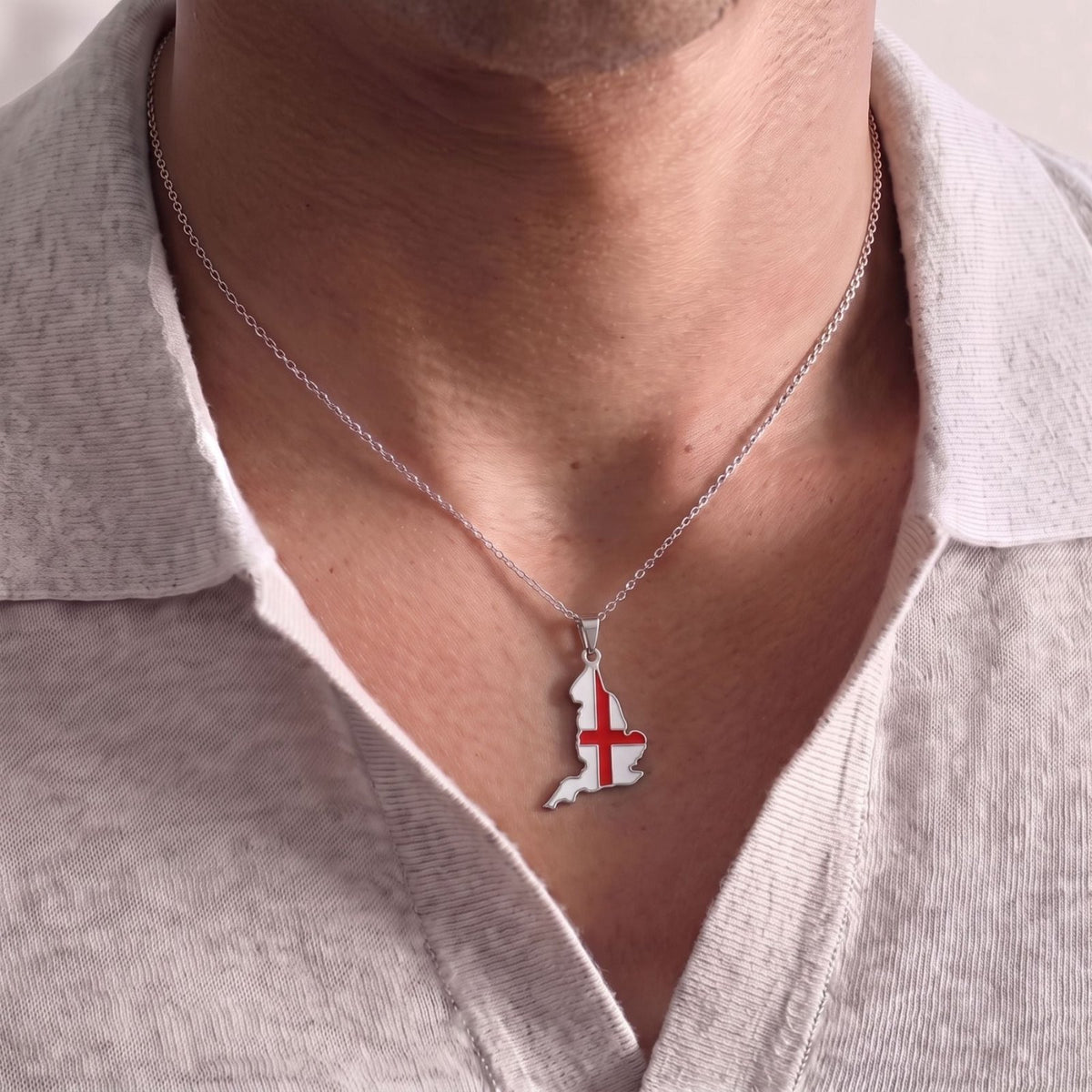 Collier carte d'Angleterre unisexe, en acier inoxydable, pendentif émaillé aux couleurs du drapeau anglais