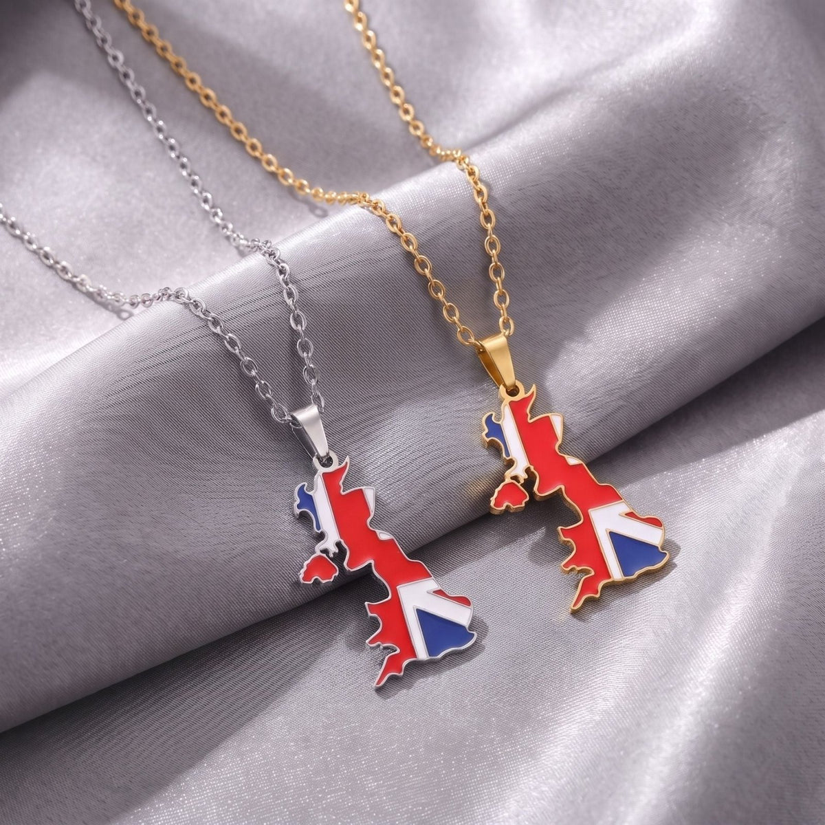 Collier carte du Royaume-Uni unisexe, en acier inoxydable, pendentif émaillé aux couleurs du drapeau britannique