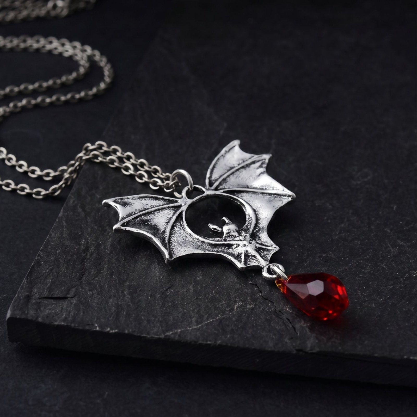 Collier chauve-souris pour femme, en alliage de zinc, style gothique