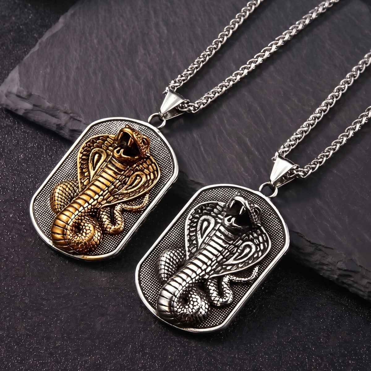 Collier cobra pour homme, en acier inoxydable argenté, pendentif serpent en relief au style imposant