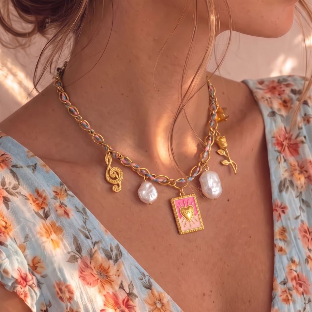 Collier cœur love pour femme, en acier inoxydable doré, cordon multicolore avec clé de sol et rose