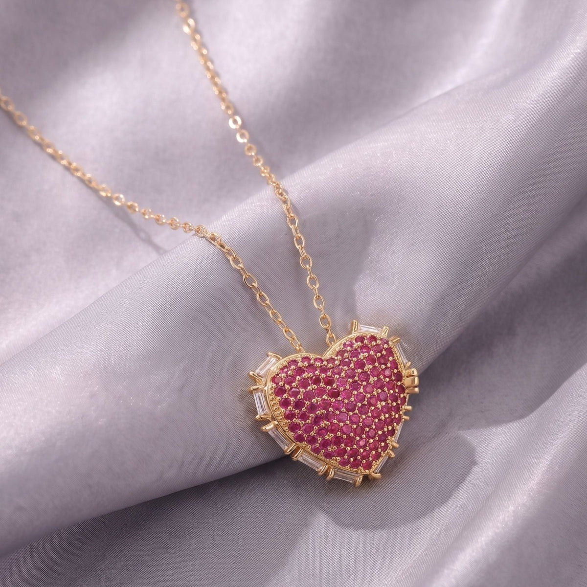 Collier cœur porte-photo pour femme, en acier inoxydable doré, pendentif médaillon serti de zircons roses