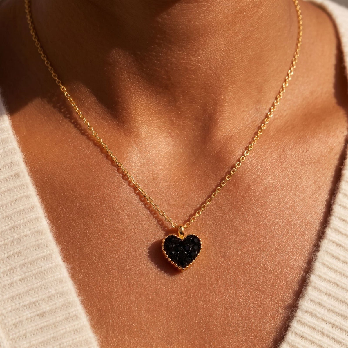 Collier cœur pour femme, en acier inoxydable doré, avec pendentif pavé de pierres scintillantes
