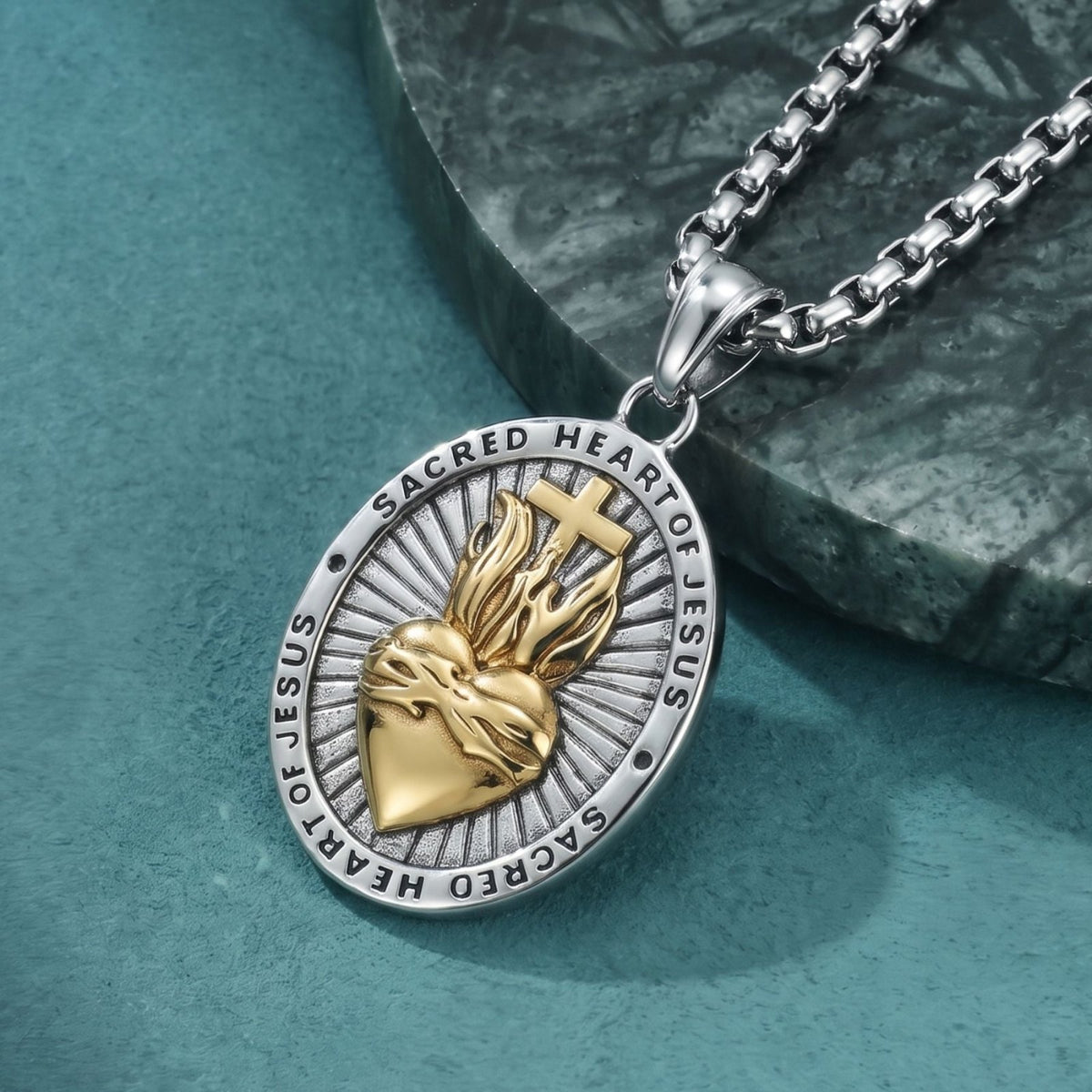 Collier cœur sacré de Jésus pour homme, en acier inoxydable, style religieux