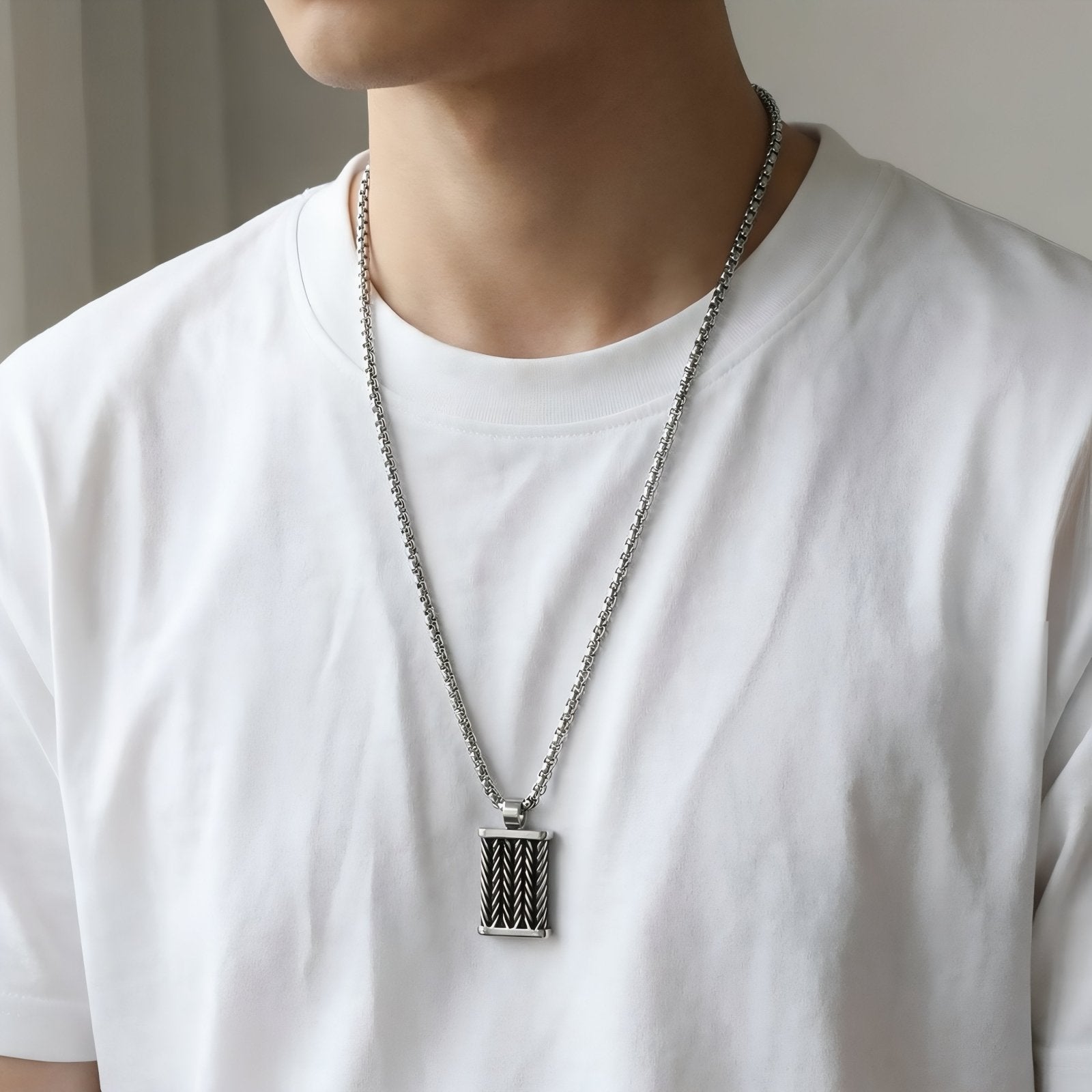 Collier contemporain pour homme, pendentif tressé en acier inoxydable