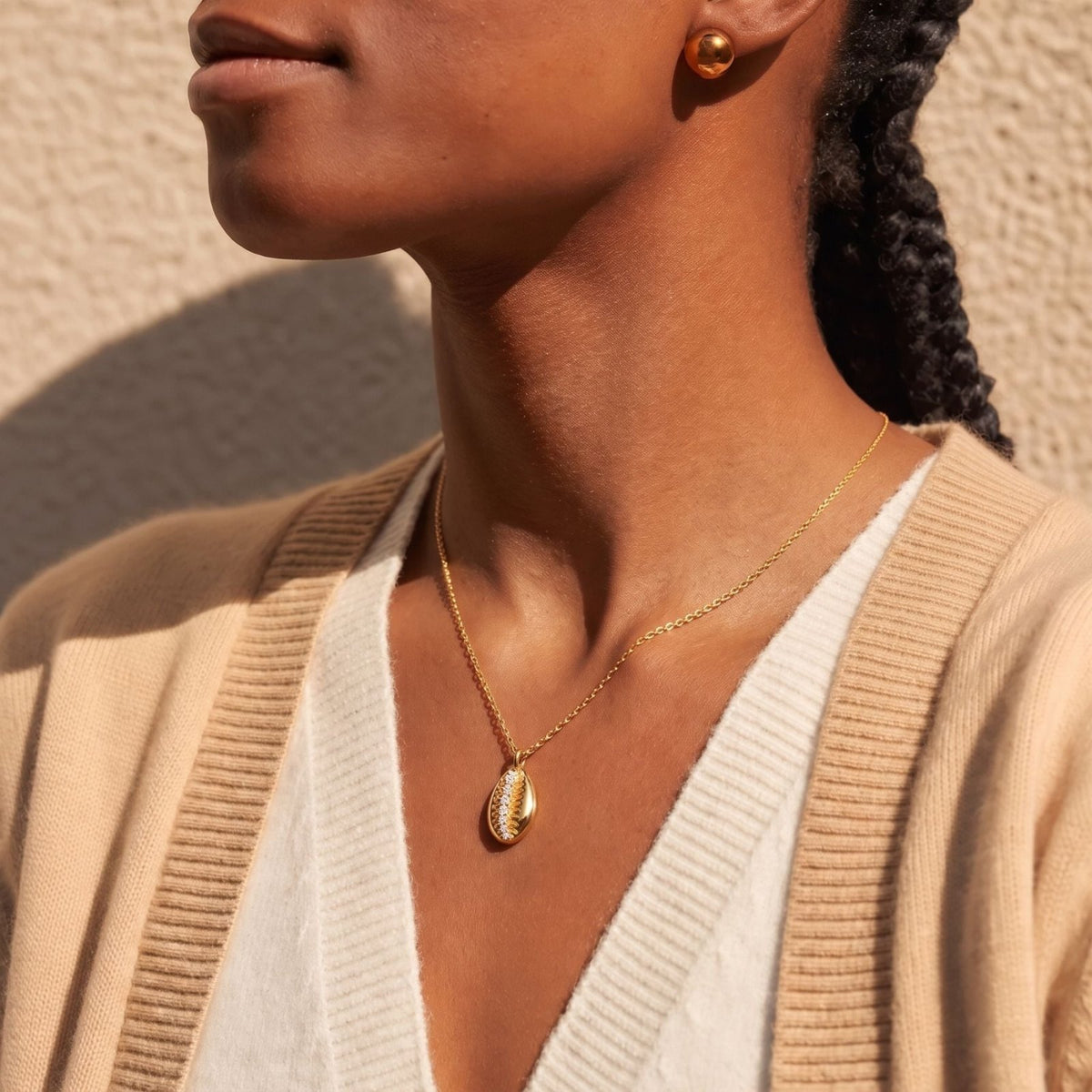 Collier coquillage cauri pour femme, en acier inoxydable, pendentif serti de zircons scintillants