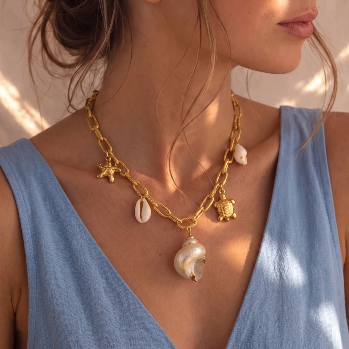 Collier coquillage et tortue pour femme, en acier inoxydable doré, pendentif nacré et charms inspirées de la mer