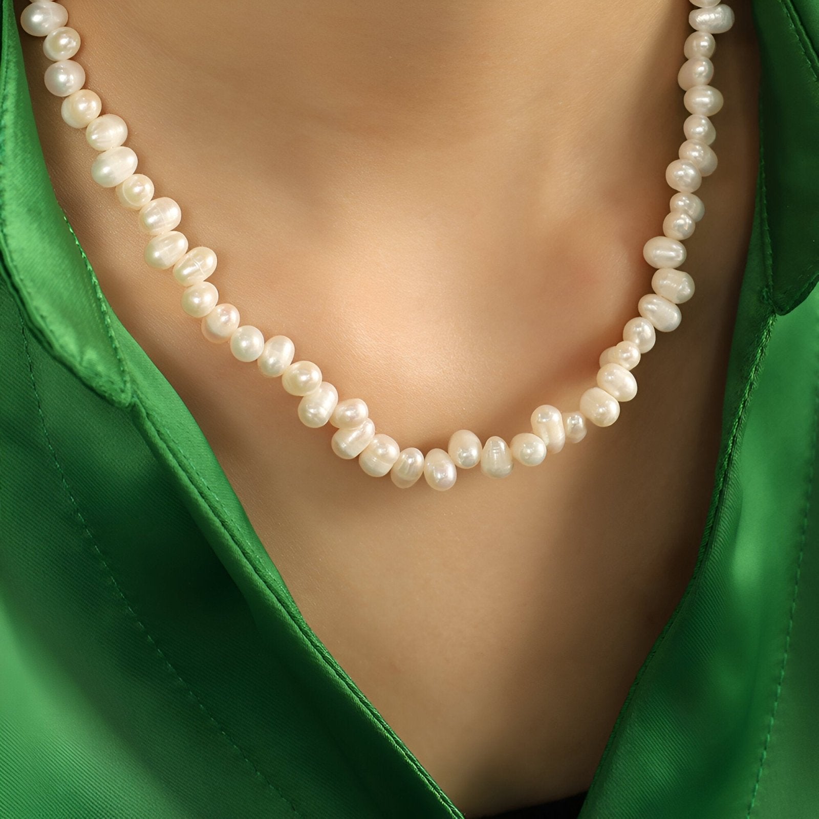 Collier court en perles d’eau douce, fermoir doré, bijou vintage pour femme, modèle Nahara