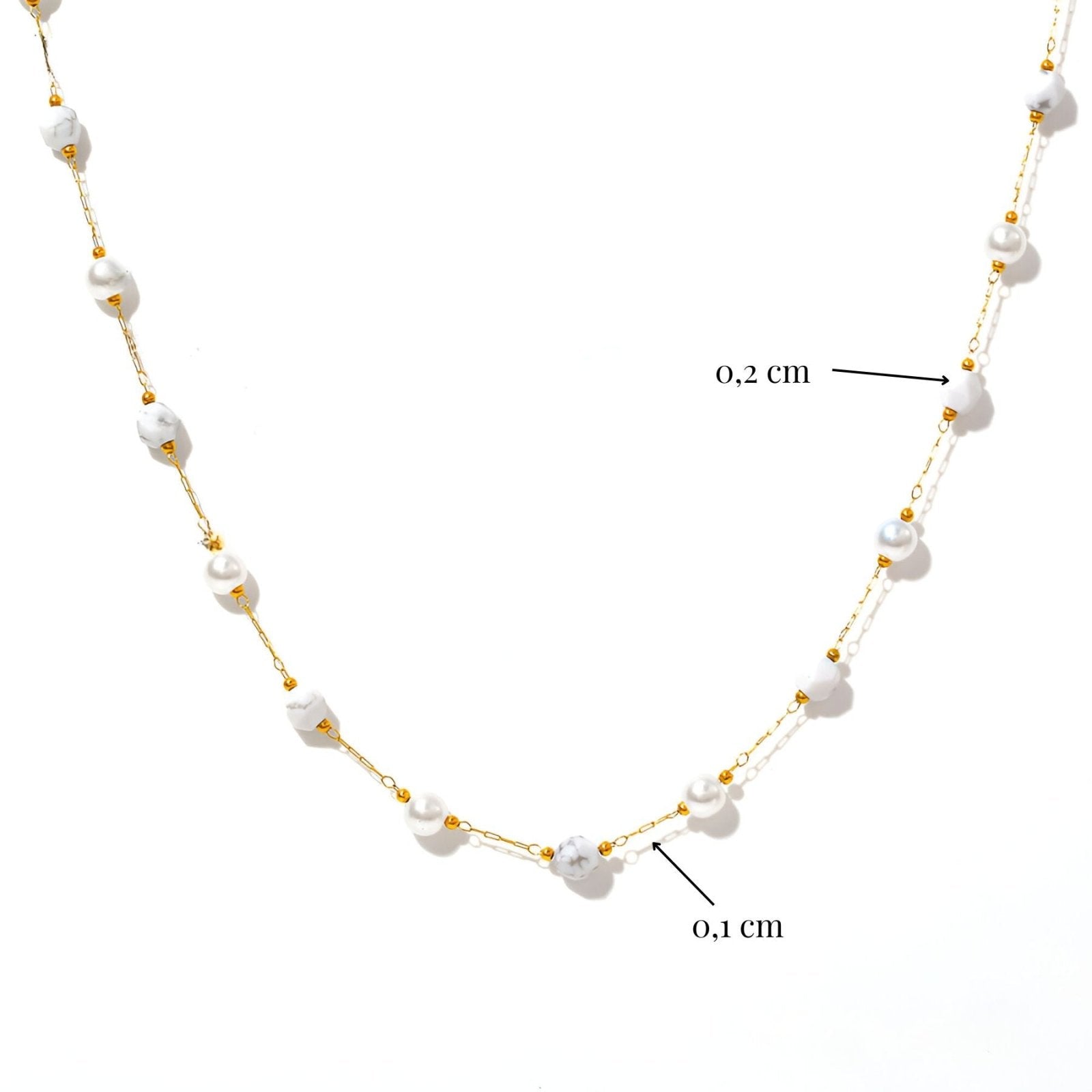 Collier court femme, acier inoxydable doré avec perles nacrées, modèle Maïa