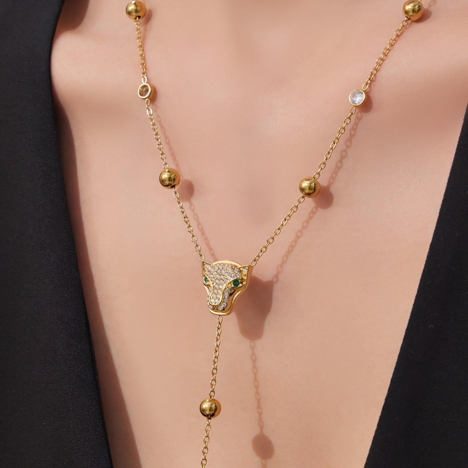 Collier cravate pour femme, avec tête de panthère sertie de zircons, en acier inoxydable plaqué or