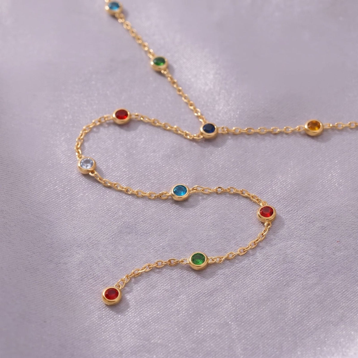 Collier cravate pour femme, en acier inoxydable doré, chaîne fine ornée de pierres multicolores