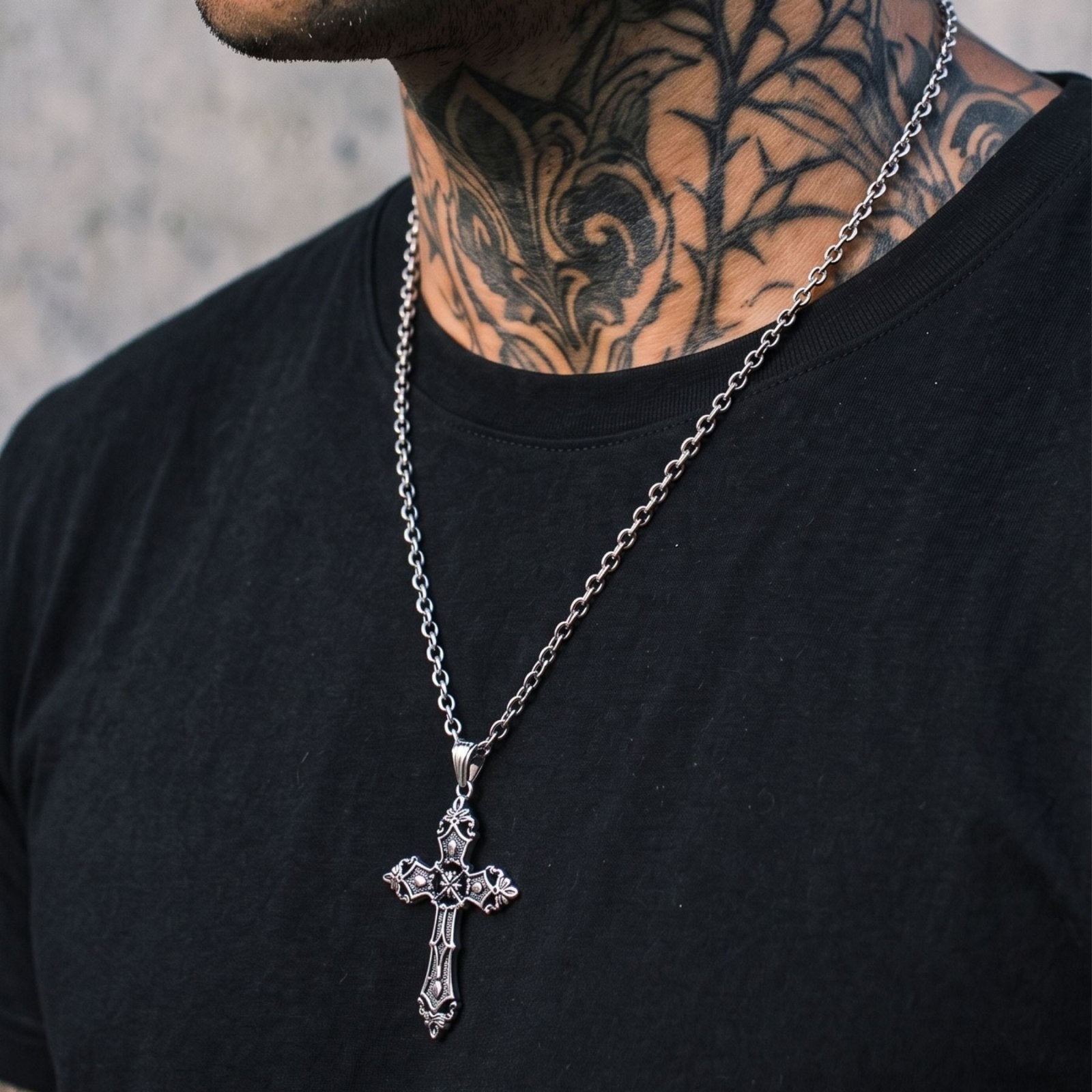 Collier croix gothique unisexe, en alliage de zinc, argent vieilli