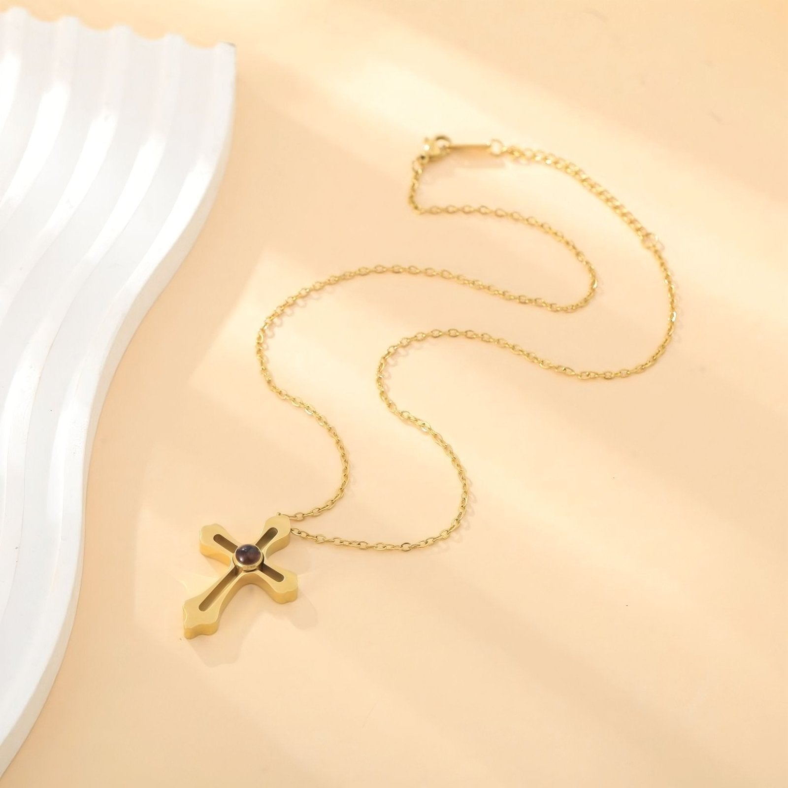 Collier croix personnalisable, avec photo projetée, en acier inoxydable, modèle Celestia