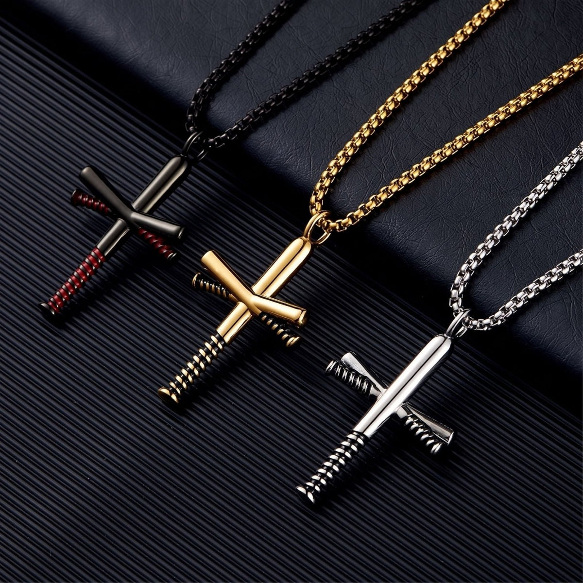Collier croix pour homme, en acier titane, pendentif industriel avec vis