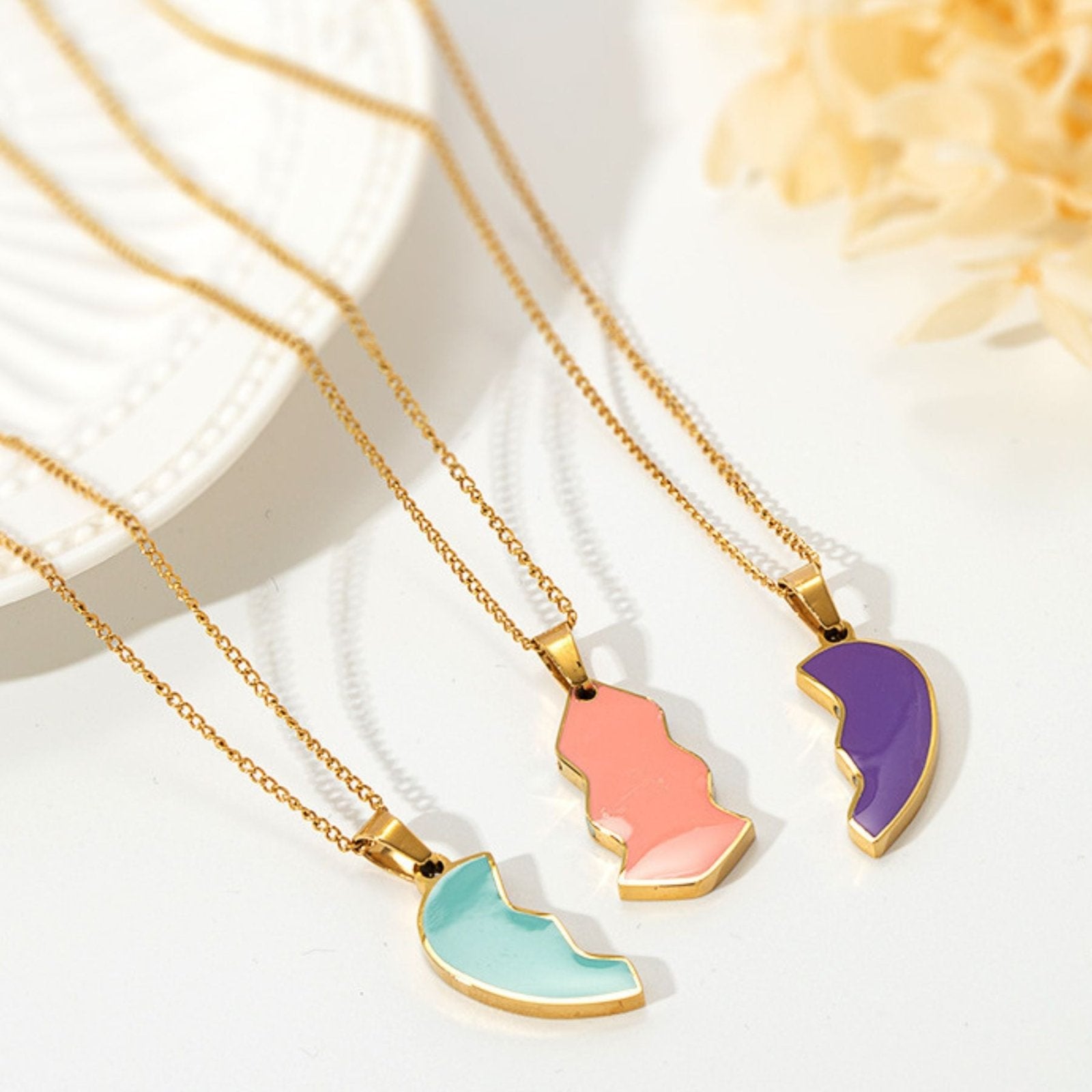 Collier d'amitié pour 3, avec pendentif trio cœur brisé, en acier inoxydable et émail