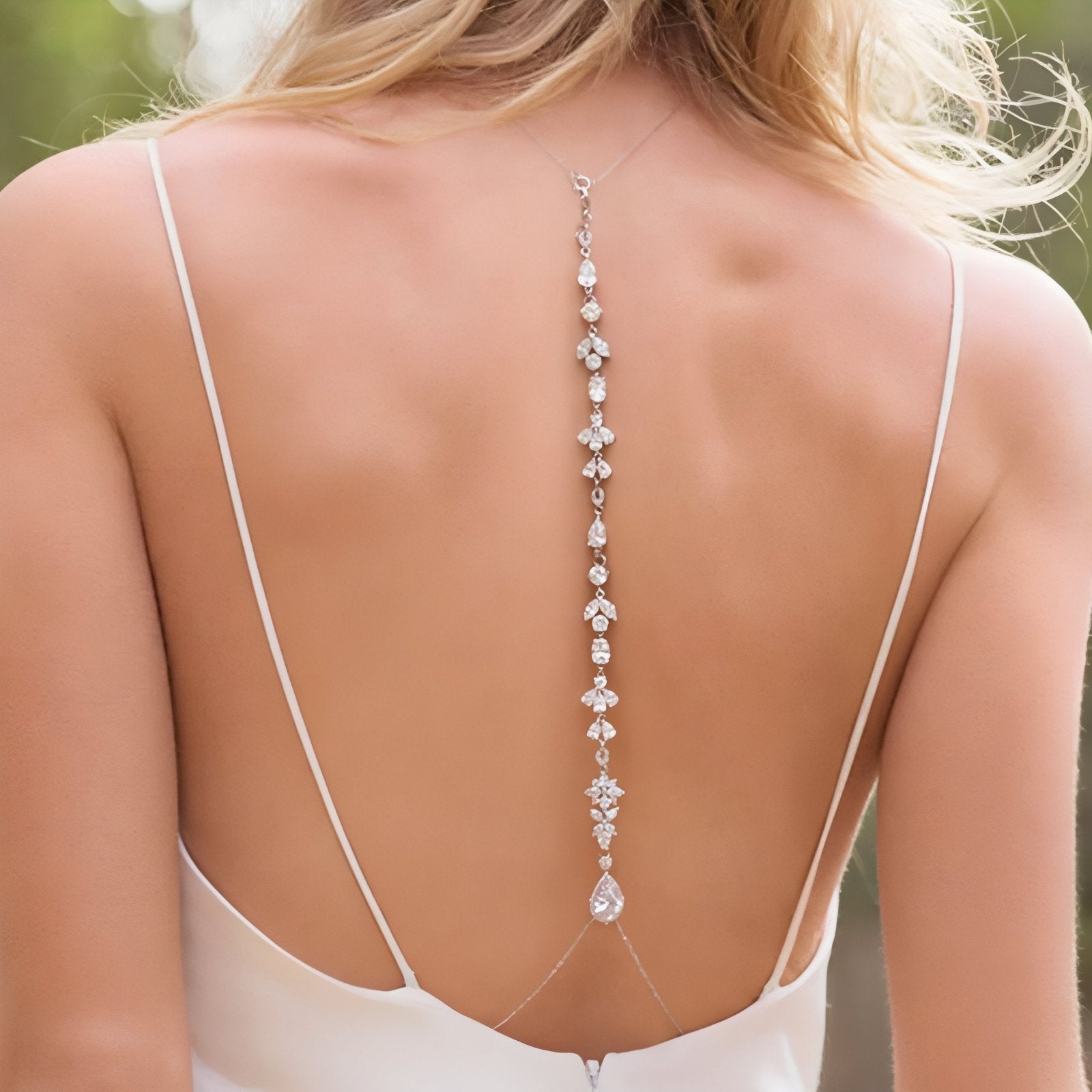 Collier de dos élégant pour femme, motifs floraux sertis de zircon, en alliage métallique