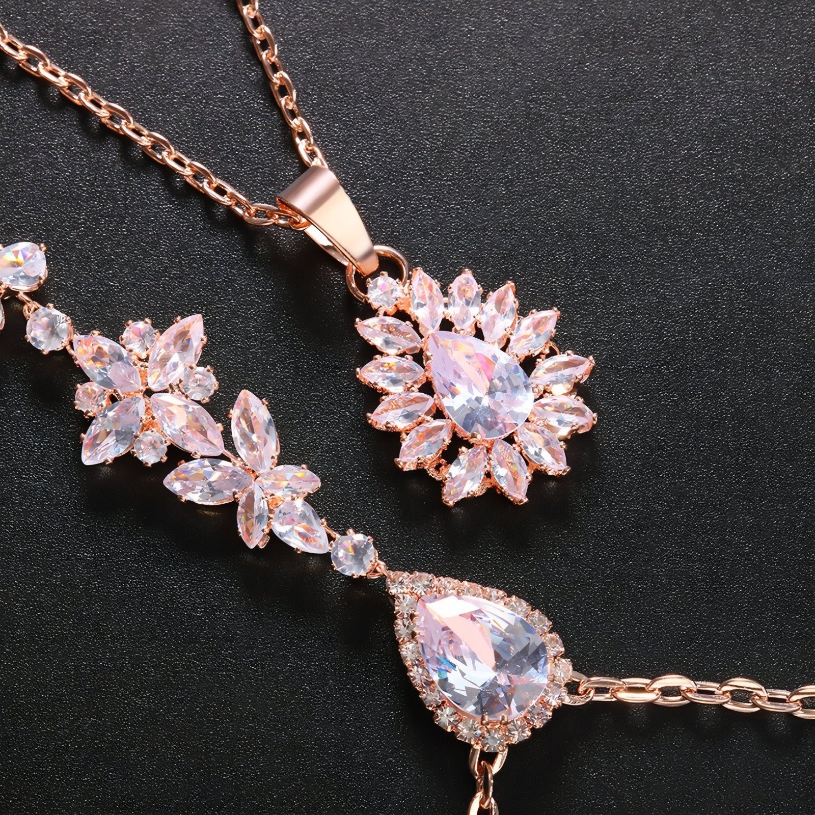 Collier de dos élégant pour femme, motifs floraux sertis de zircon, en alliage métallique