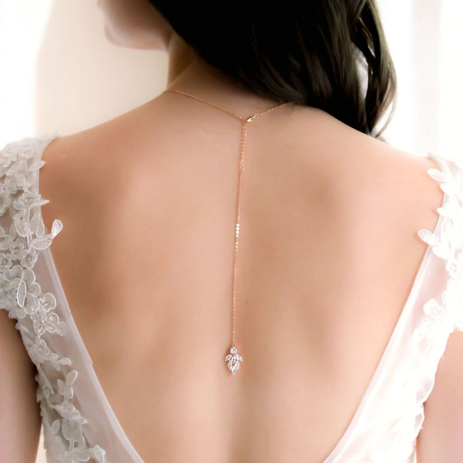 Collier de dos pour femme, avec zircon scintillant, en alliage métallique, style mariage et cérémonie