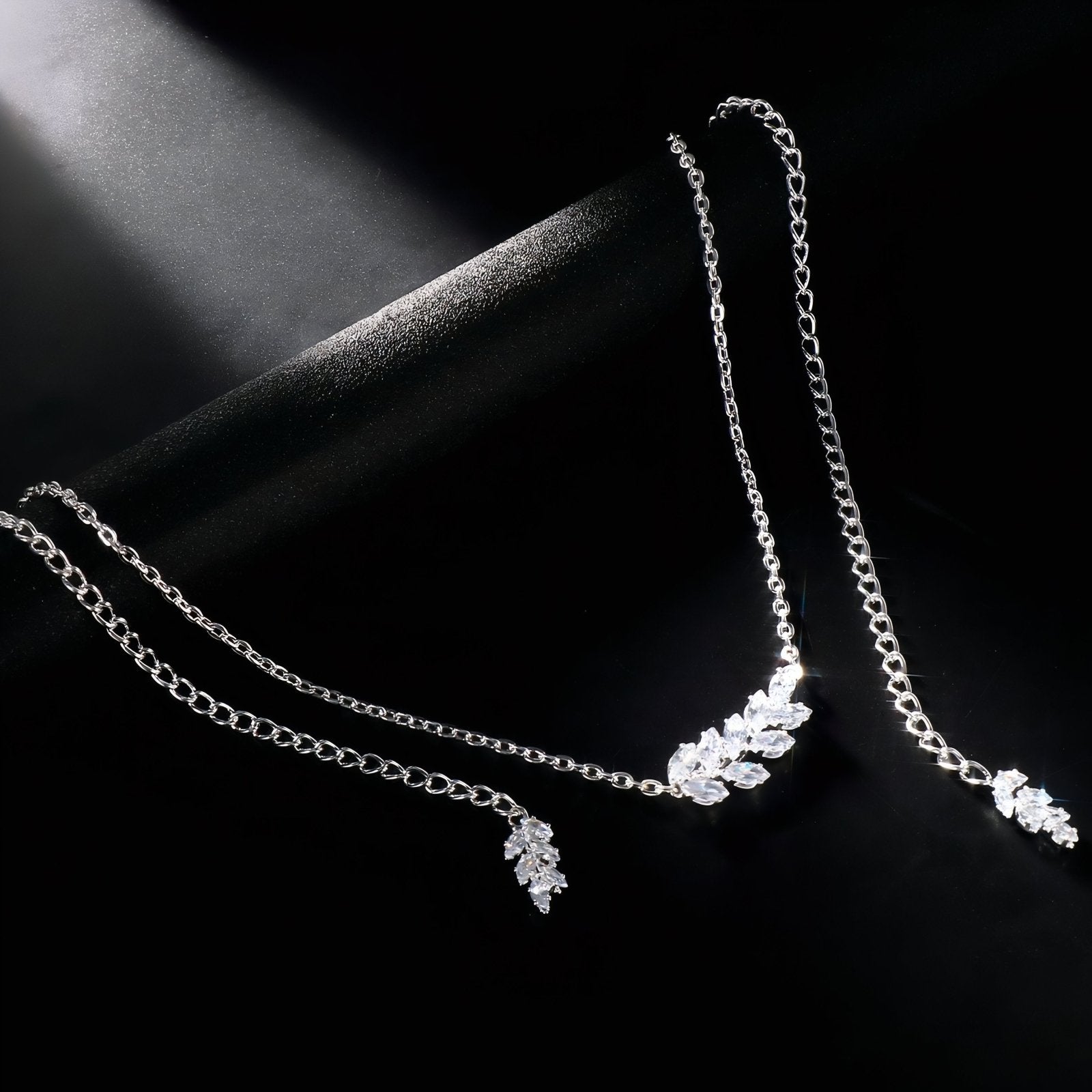 Collier de dos pour femme, motif feuille pavé de zircon, en alliage métallique