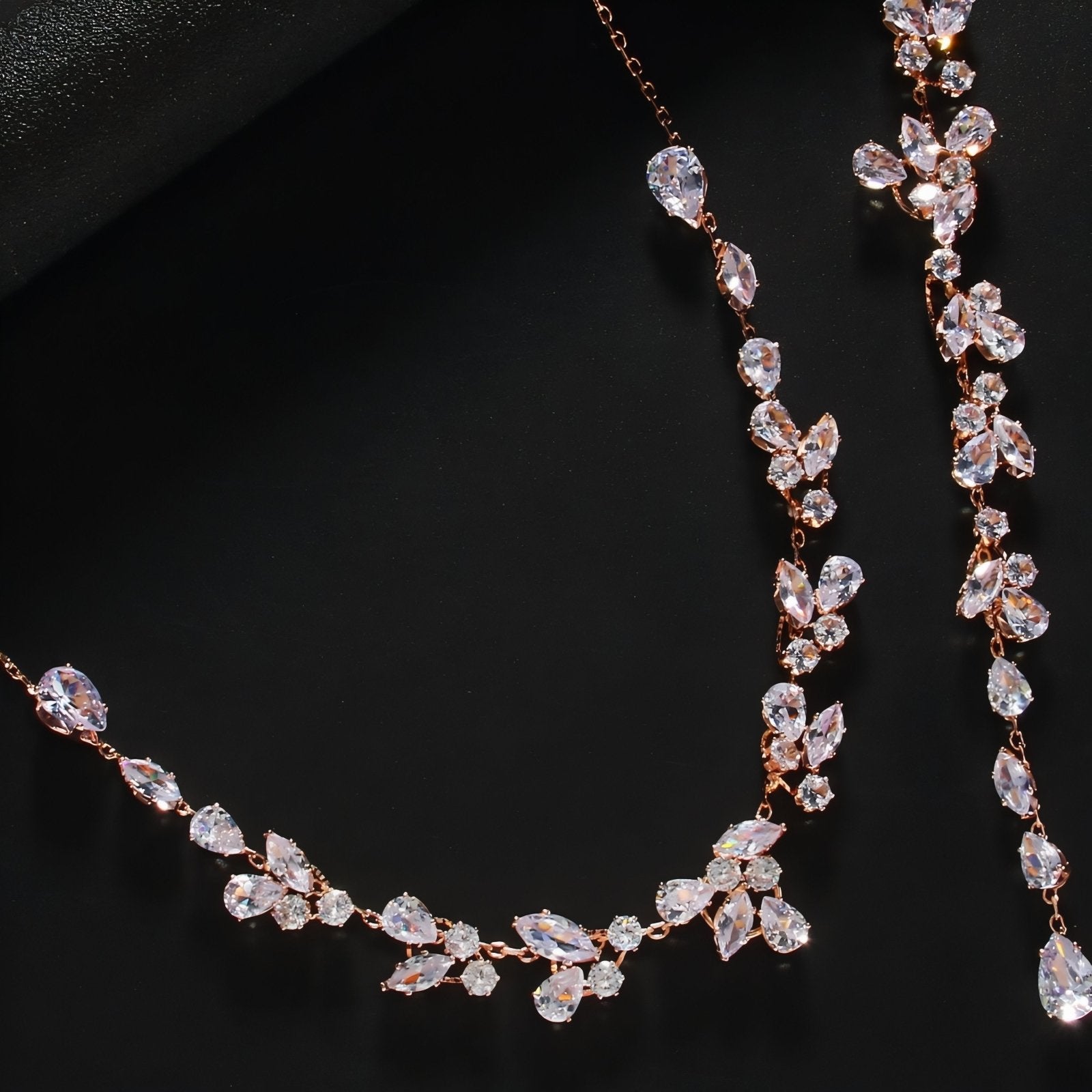 Collier de dos pour femme, orné de feuilles en zircon, alliage métallique