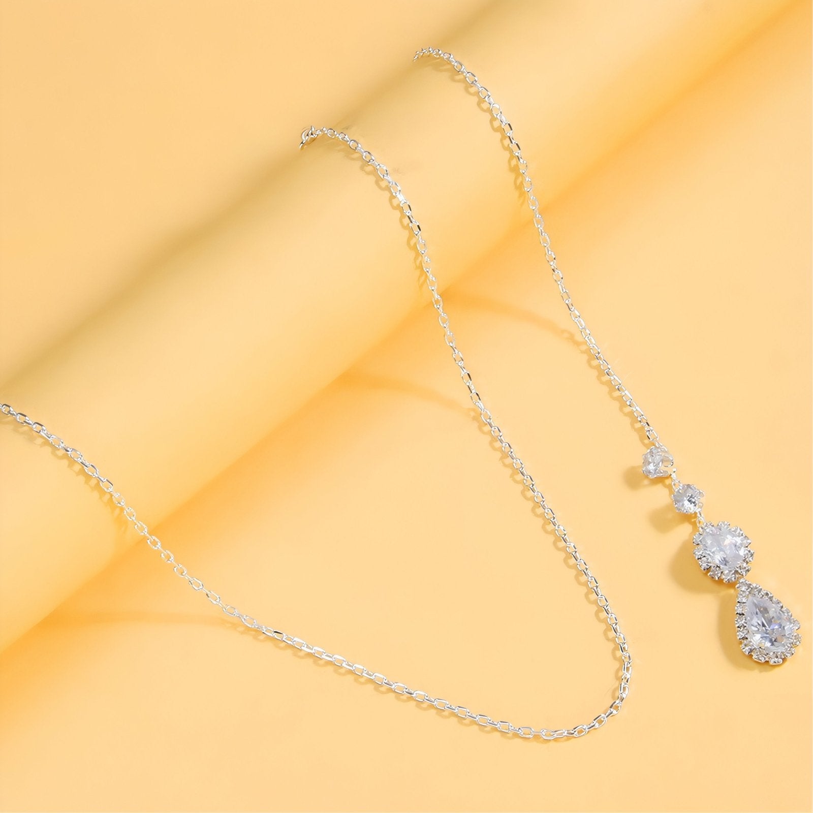 Collier de dos raffiné pour femme, avec cristal, en alliage métallique