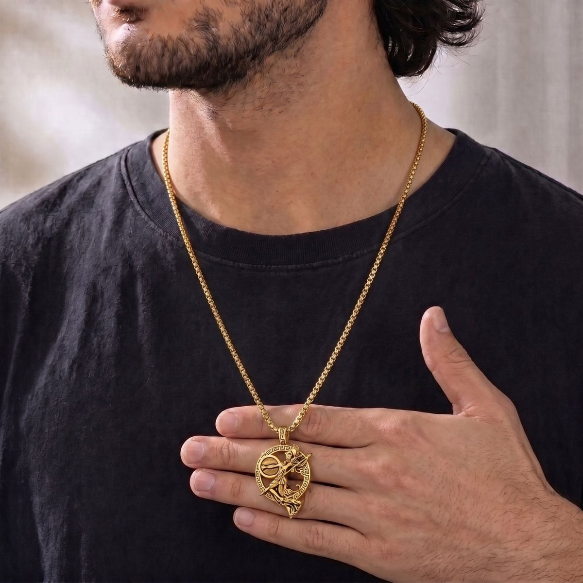 Collier déesse guerrière pour homme, en acier inoxydable, style romain