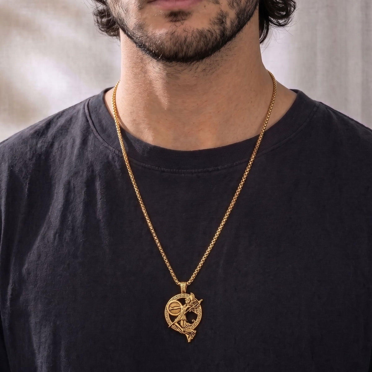 Collier déesse guerrière pour homme, en acier inoxydable, style romain