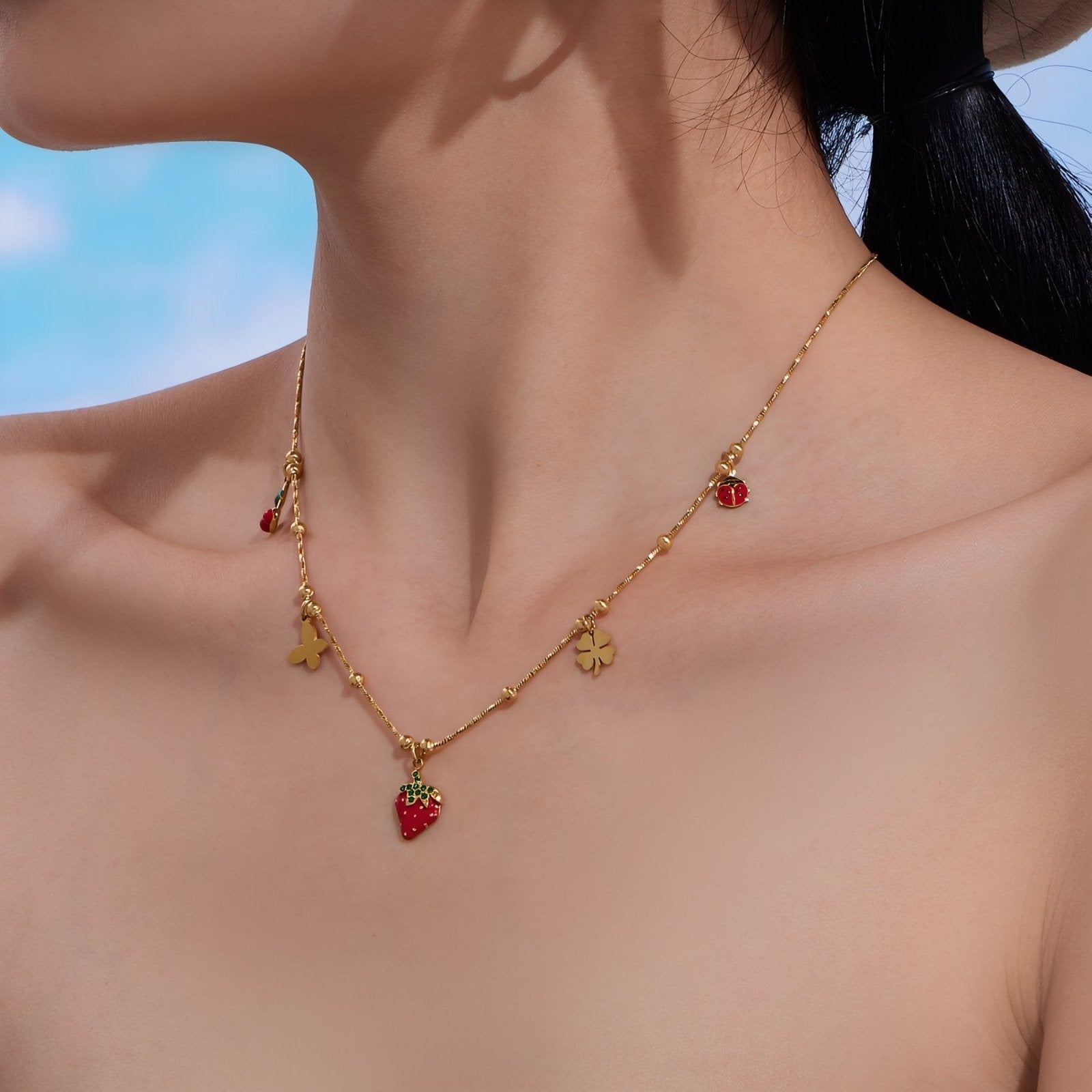 Collier doré femme, breloques fraise, coccinelle et cerises, acier inoxydable plaqué or 18K