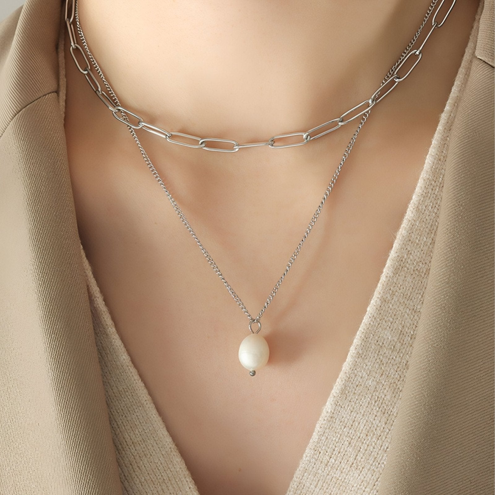 Collier double rangs pour femme, avec perle d’eau douce, en acier inoxydable, style moderne