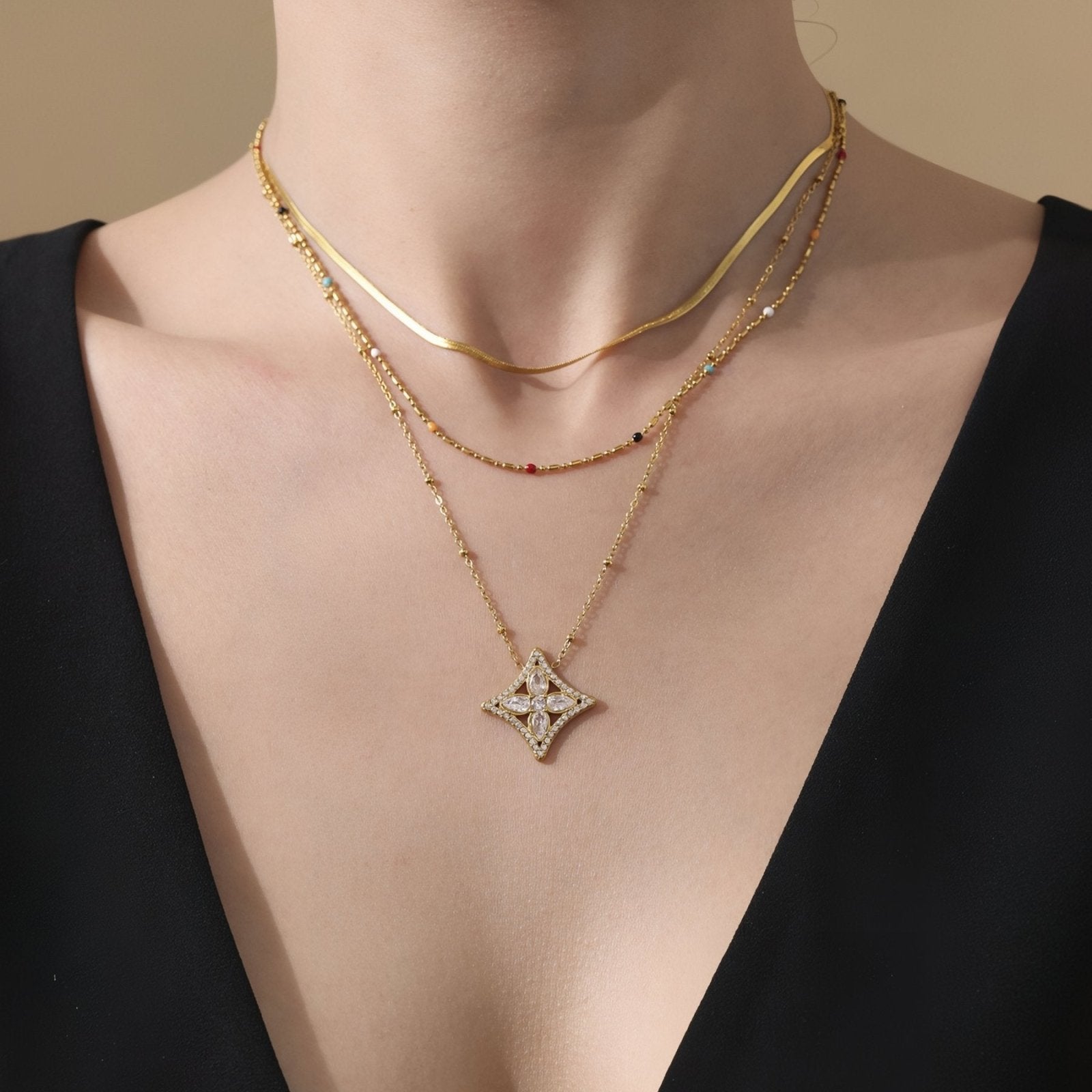 Collier élégant pour femme, pendentif losange pavé de zircon, acier inoxydable