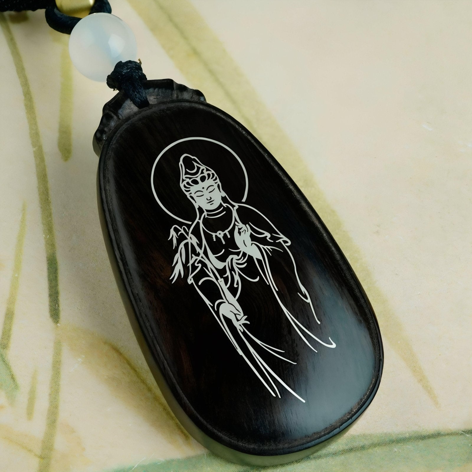 Collier en bois d'ébène naturel, avec pendentif Bouddha et Guanyin incrusté d'argent, cordon ajustable