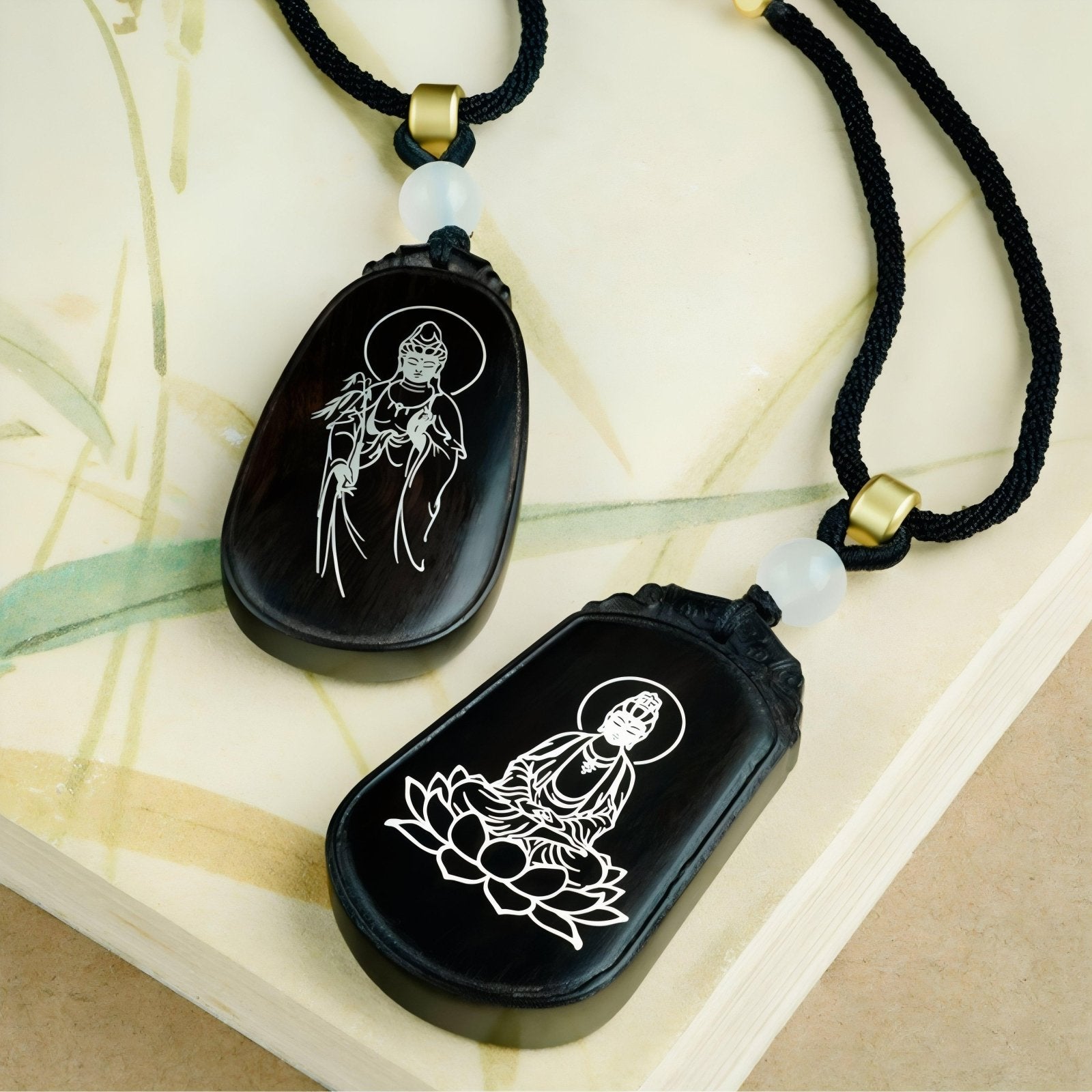 Collier en bois d'ébène naturel, avec pendentif Bouddha et Guanyin incrusté d'argent, cordon ajustable