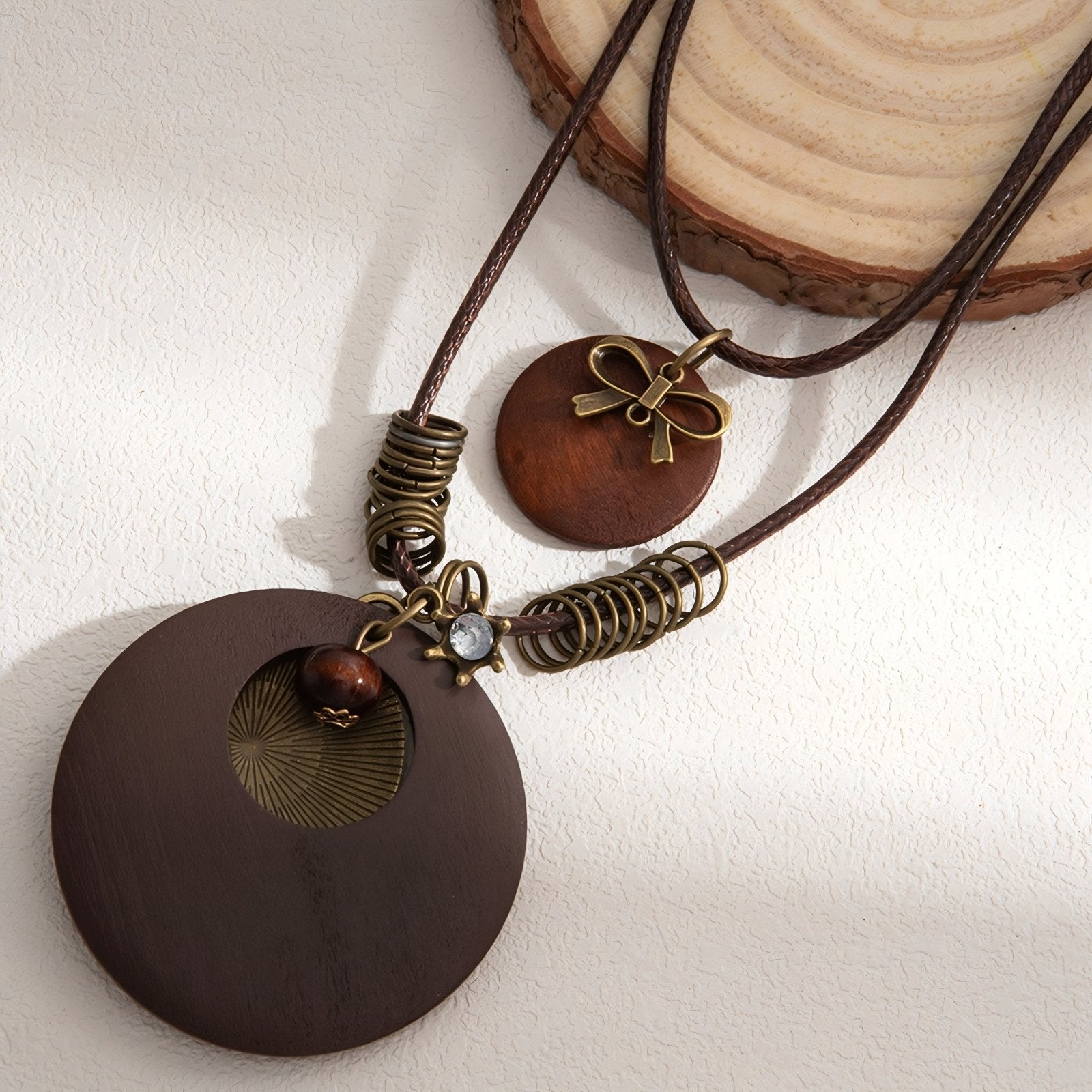 Collier en bois double rangs pour femme, avec pendentifs ronds, en alliage métallique, style bohème