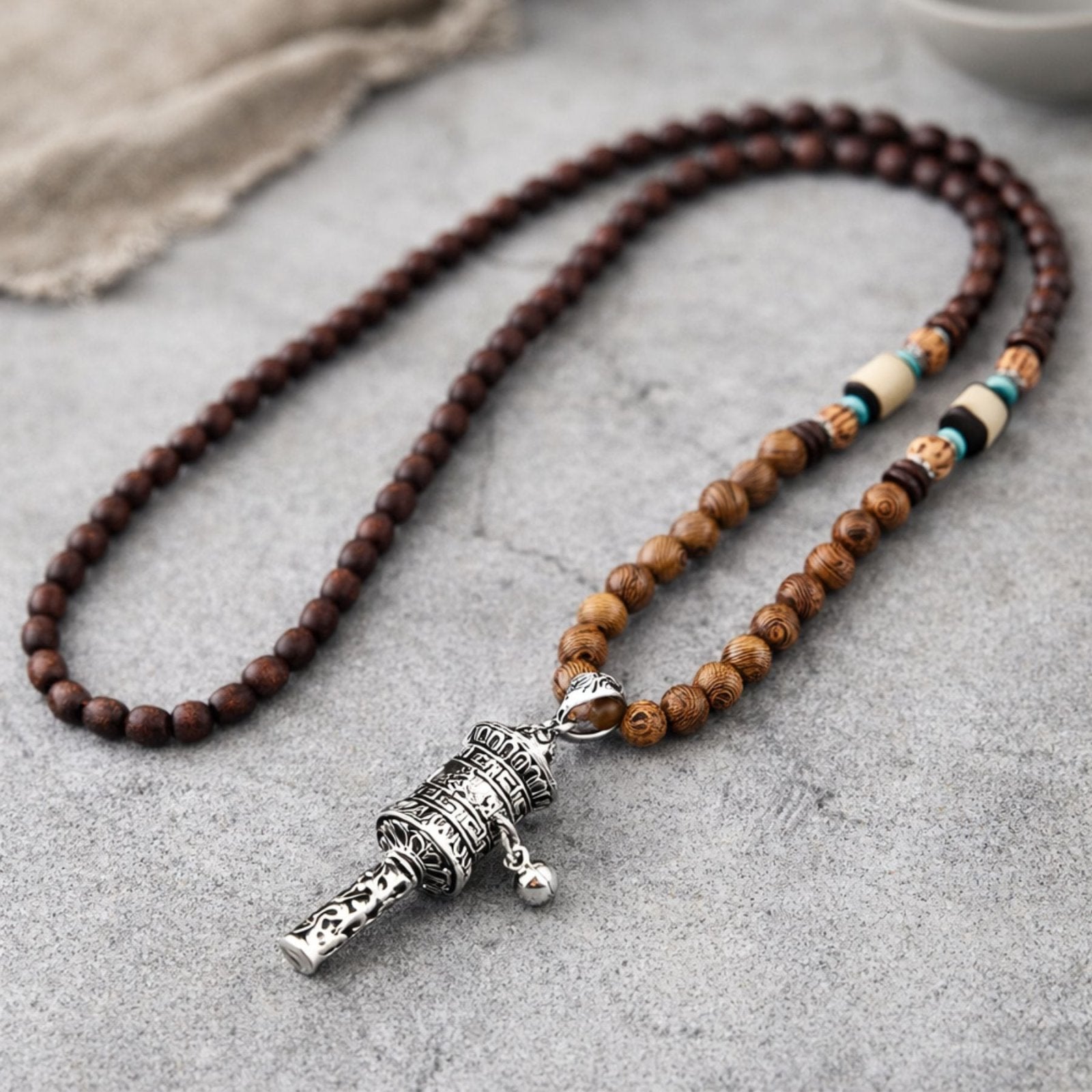 Collier en perles de bois, avec pendentif grand roue de prière en alliage métallique, style bohème