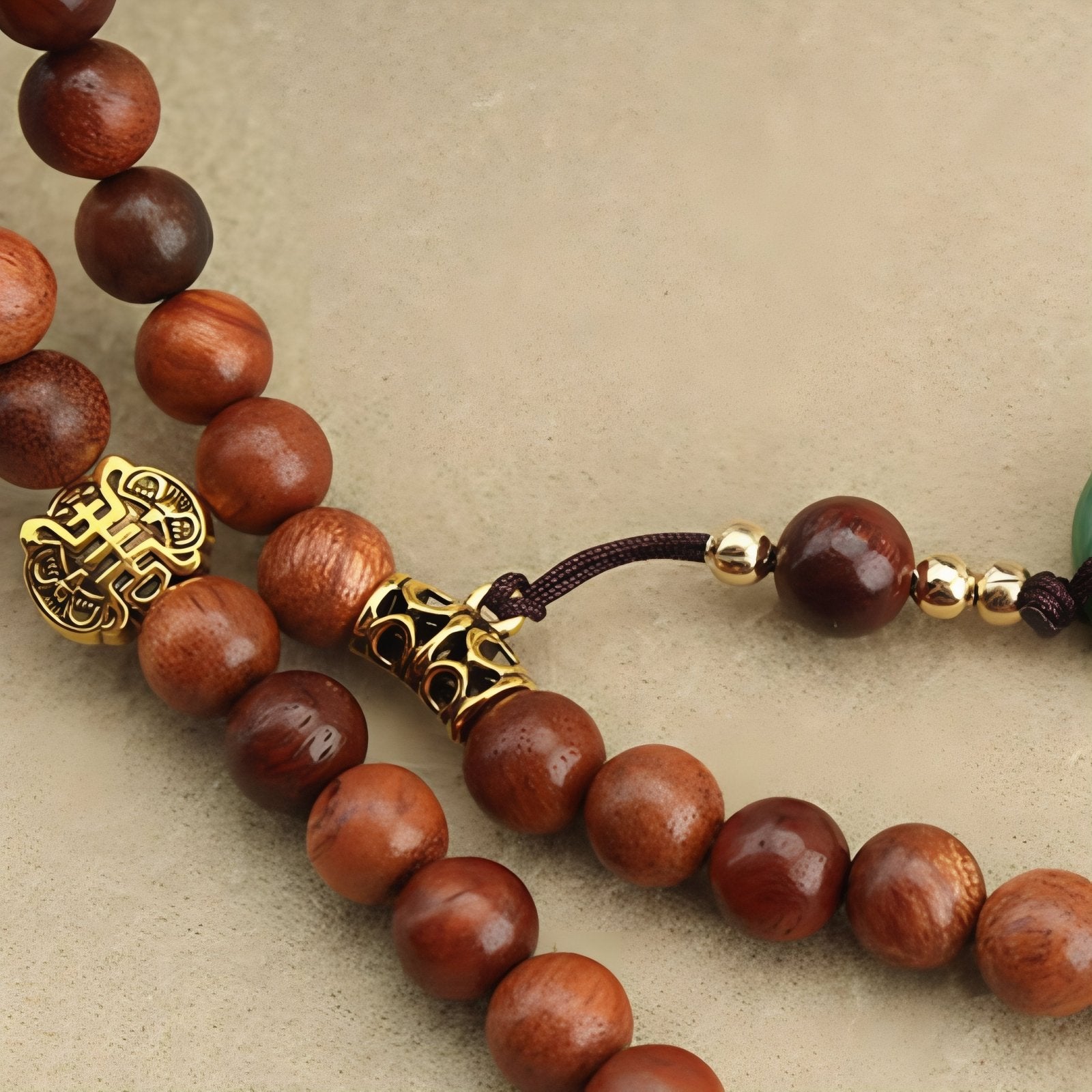 Collier en perles de bois naturel avec pompon, ornements en alliage métallique, style bohème