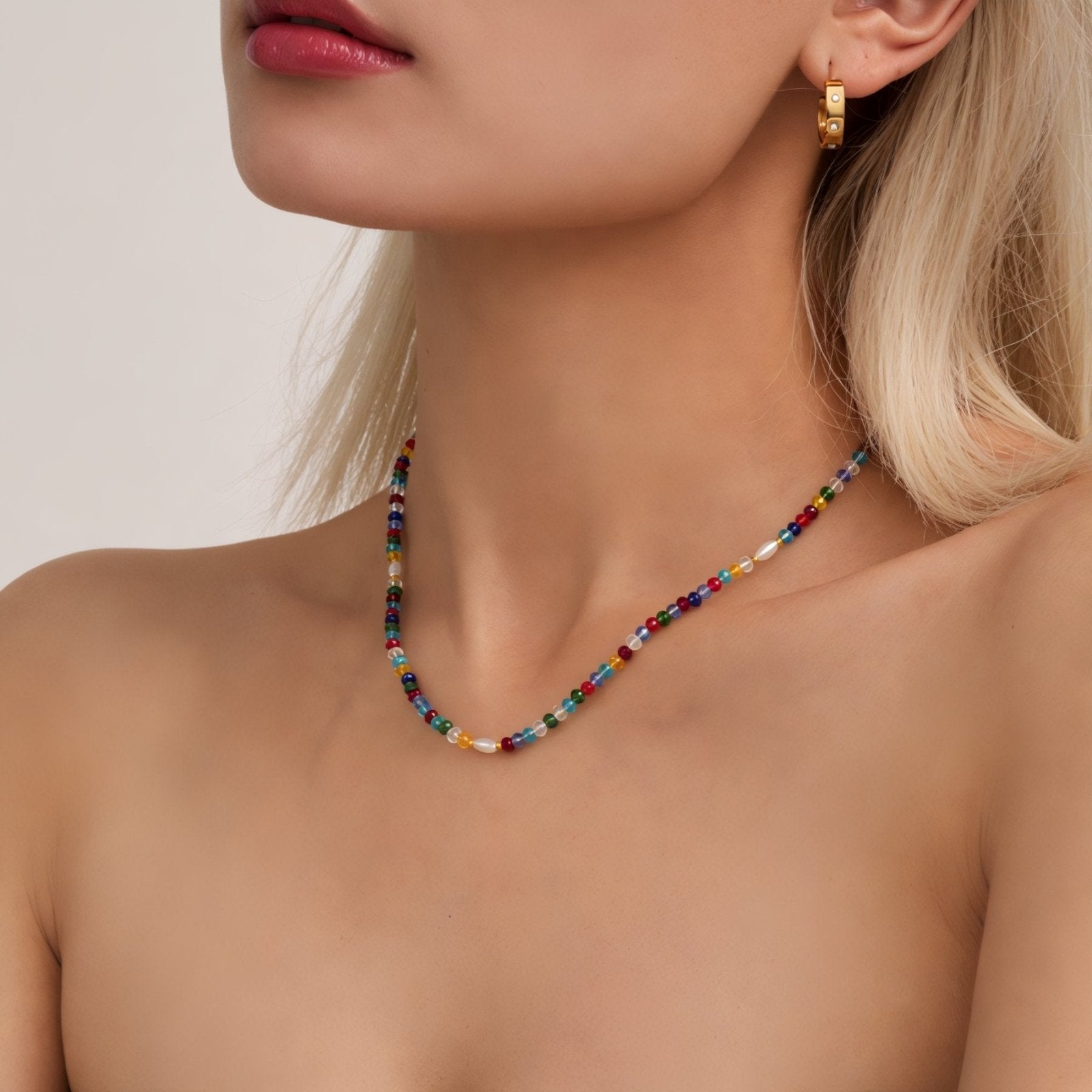 Collier en perles synthétiques multicolore, style été, léger et chic, modèle Estrella
