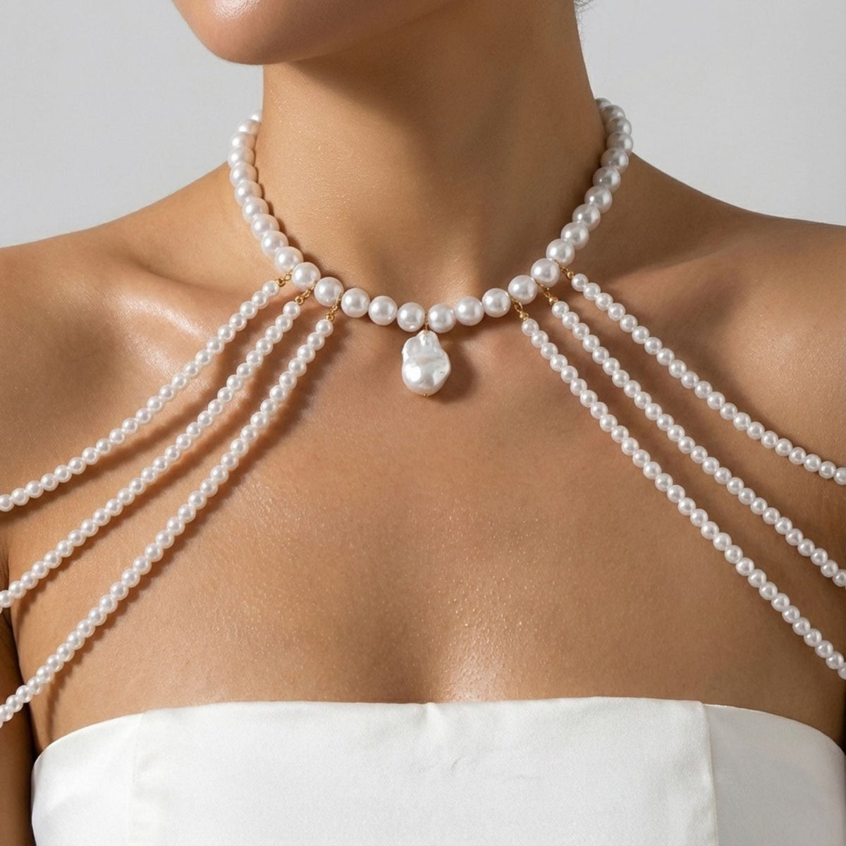 Collier épaules cascade de perles pour femme, en perles synthétiques, ras de cou multi-rangs avec pendentif goutte