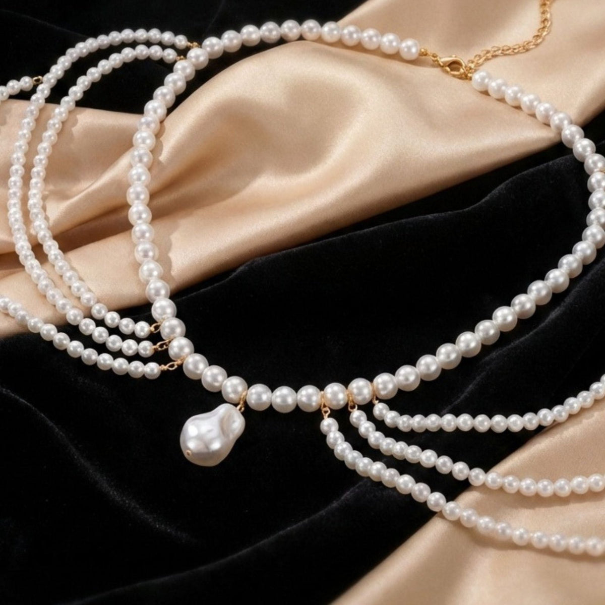 Collier épaules cascade de perles pour femme, en perles synthétiques, ras de cou multi-rangs avec pendentif goutte