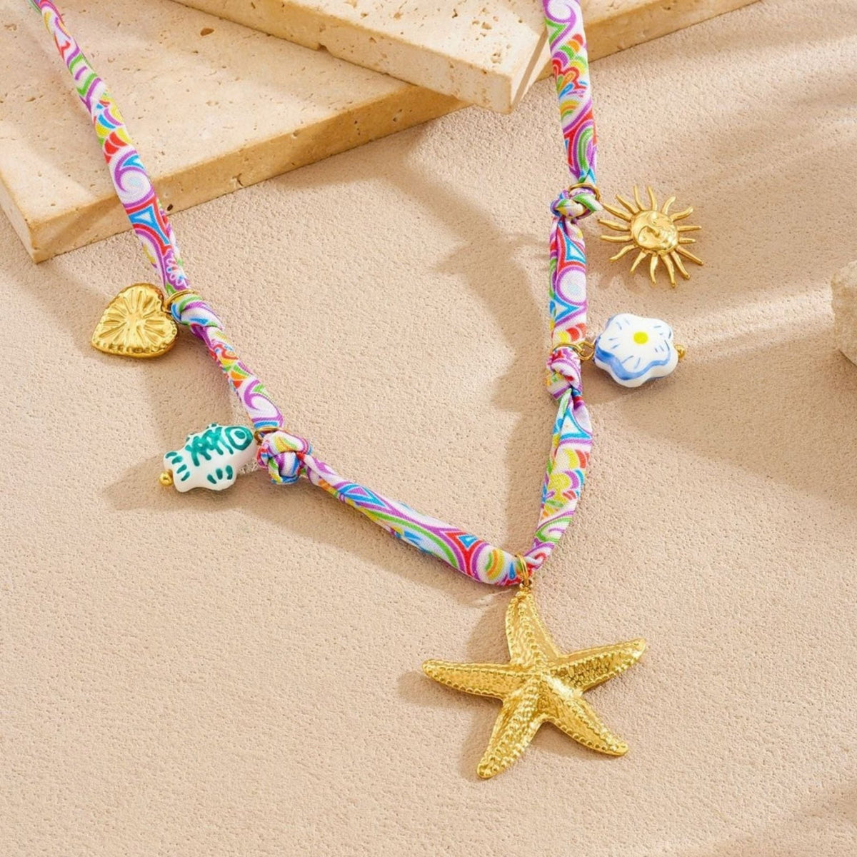 Collier étoile de mer pour femme, en acier inoxydable doré, cordon multicolore avec soleil et breloques marines