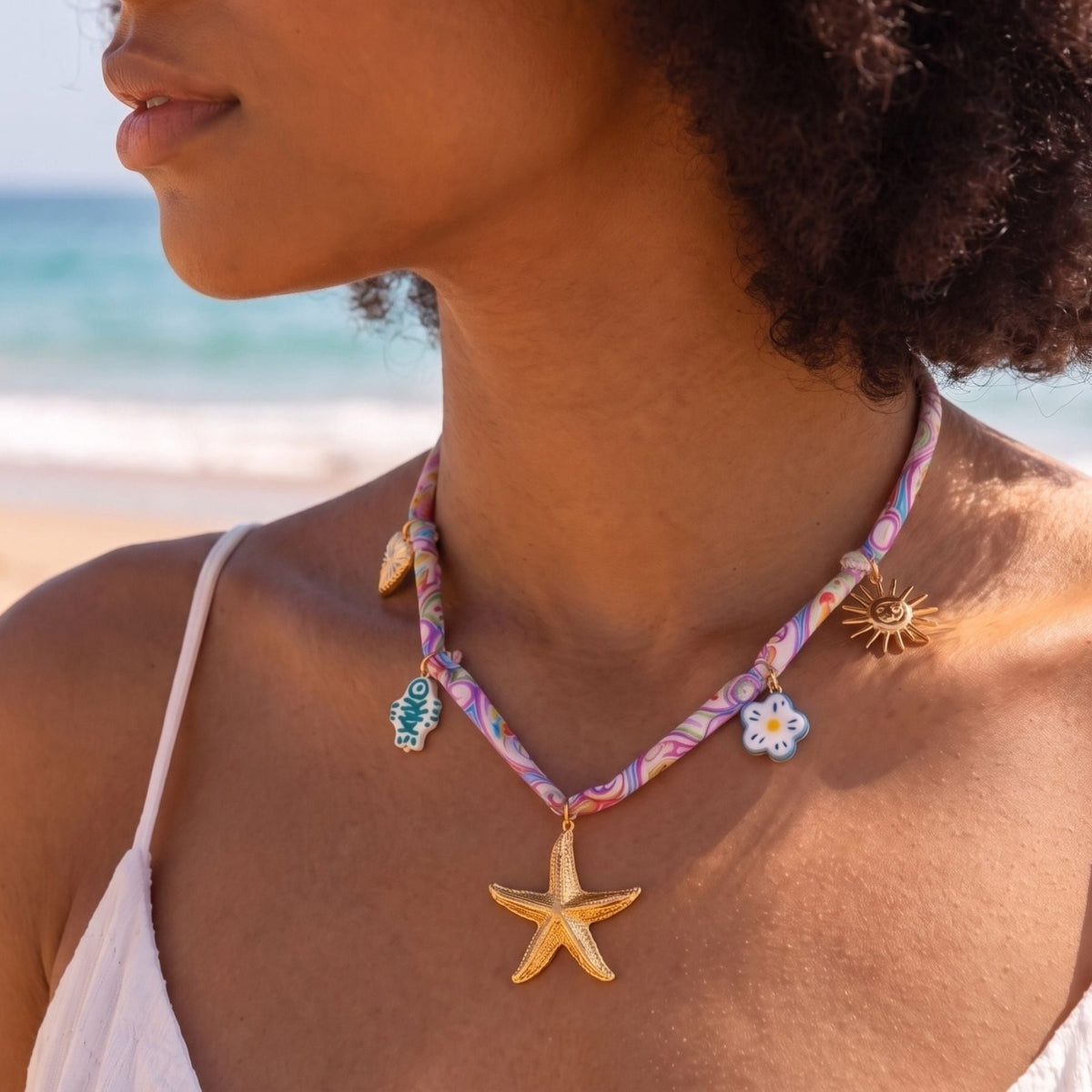 Collier étoile de mer pour femme, en acier inoxydable doré, cordon multicolore avec soleil et breloques marines